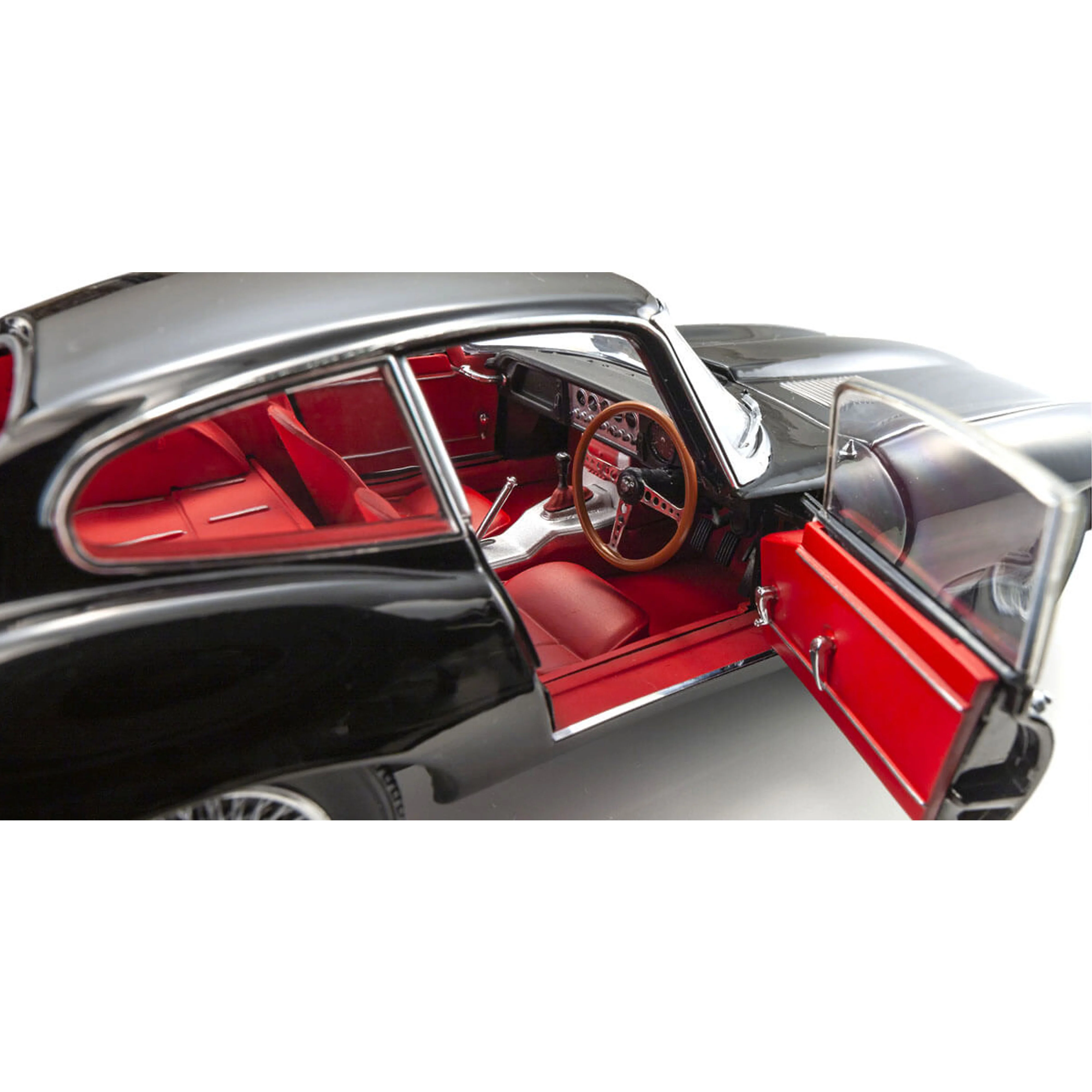 Jaguar E-Type Noir 1/18 - Image 4