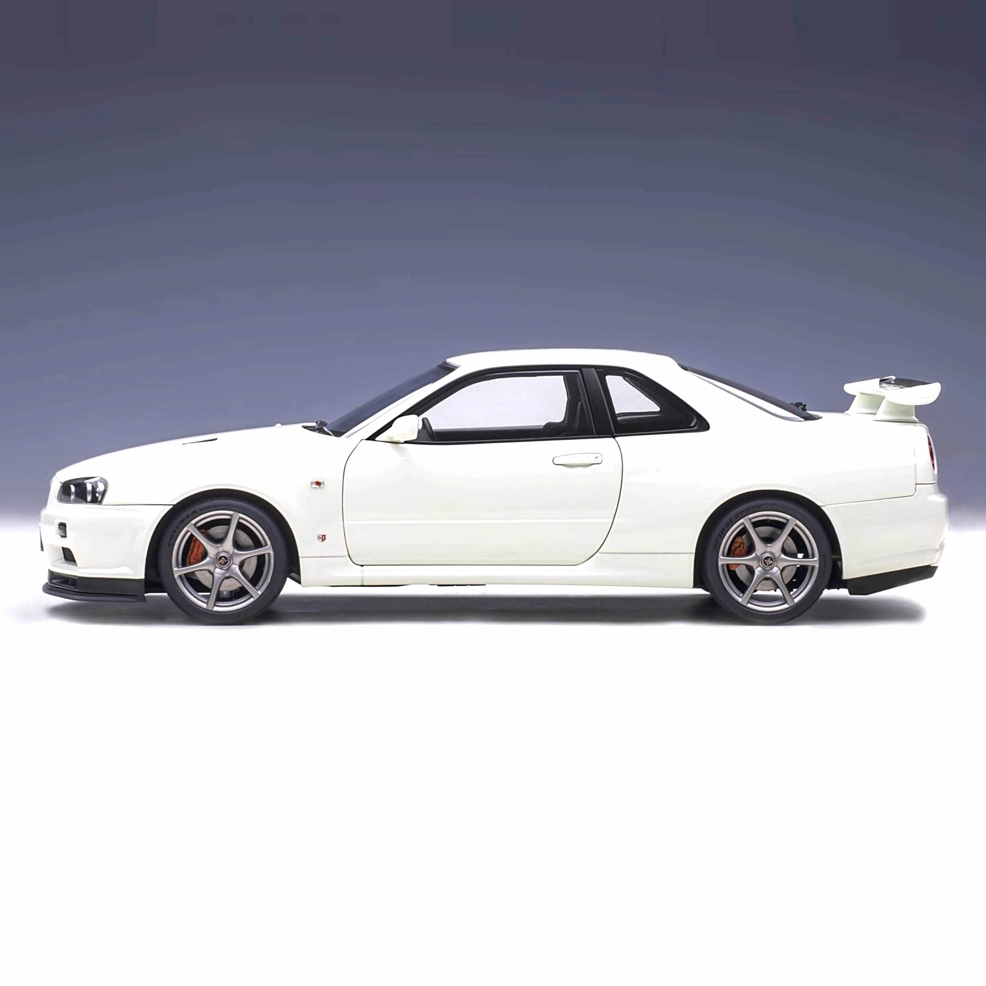 Nissan Skyline GT-R (R34) V-Spec II Blanc nacré1/18 - Image 3