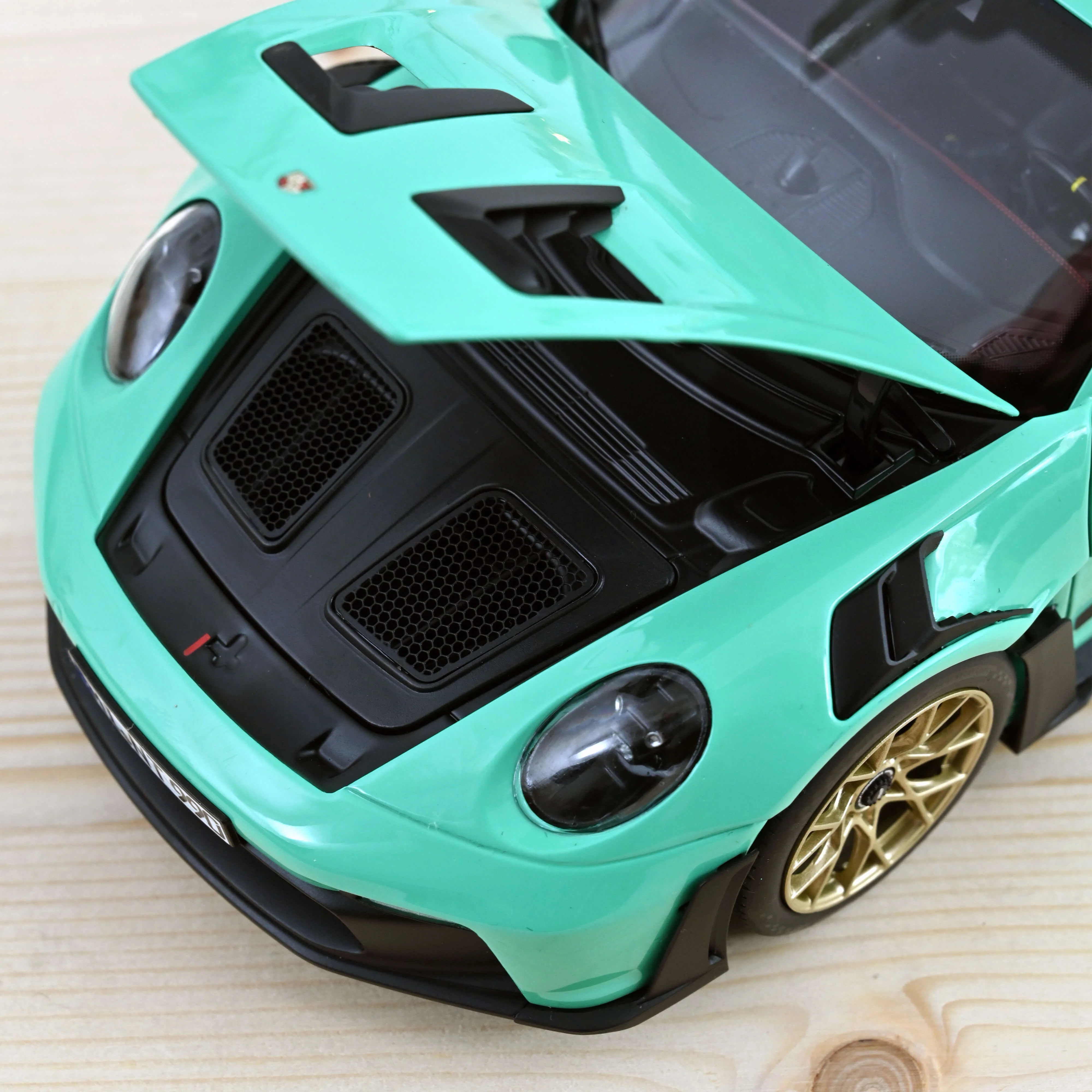 Porsche 911 GT3 RS 2022 Vert Menthe 1/18 - Image 3