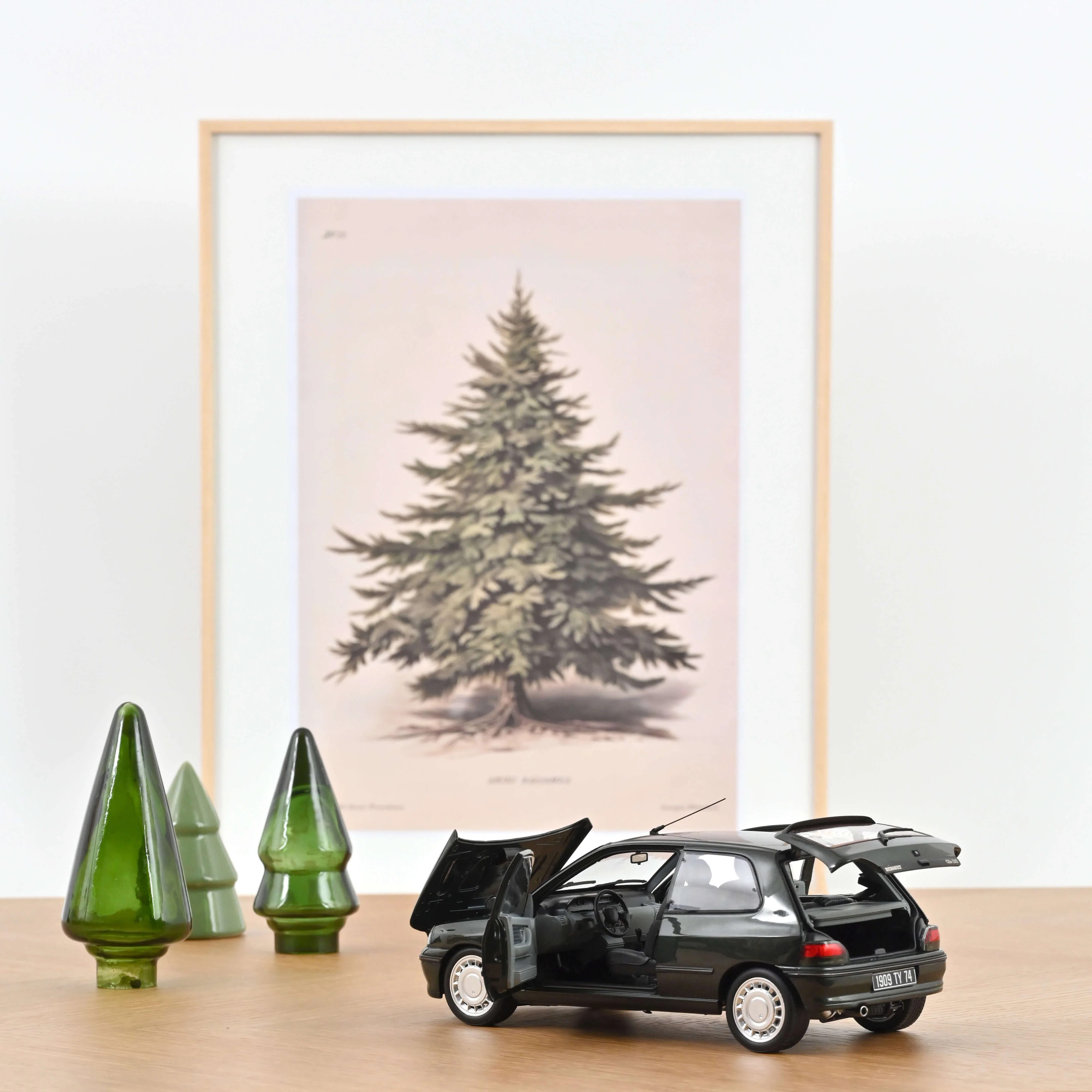 Renault Clio 16S 1992 Vert Tyrol 1/18 - 400pcs - Image 2
