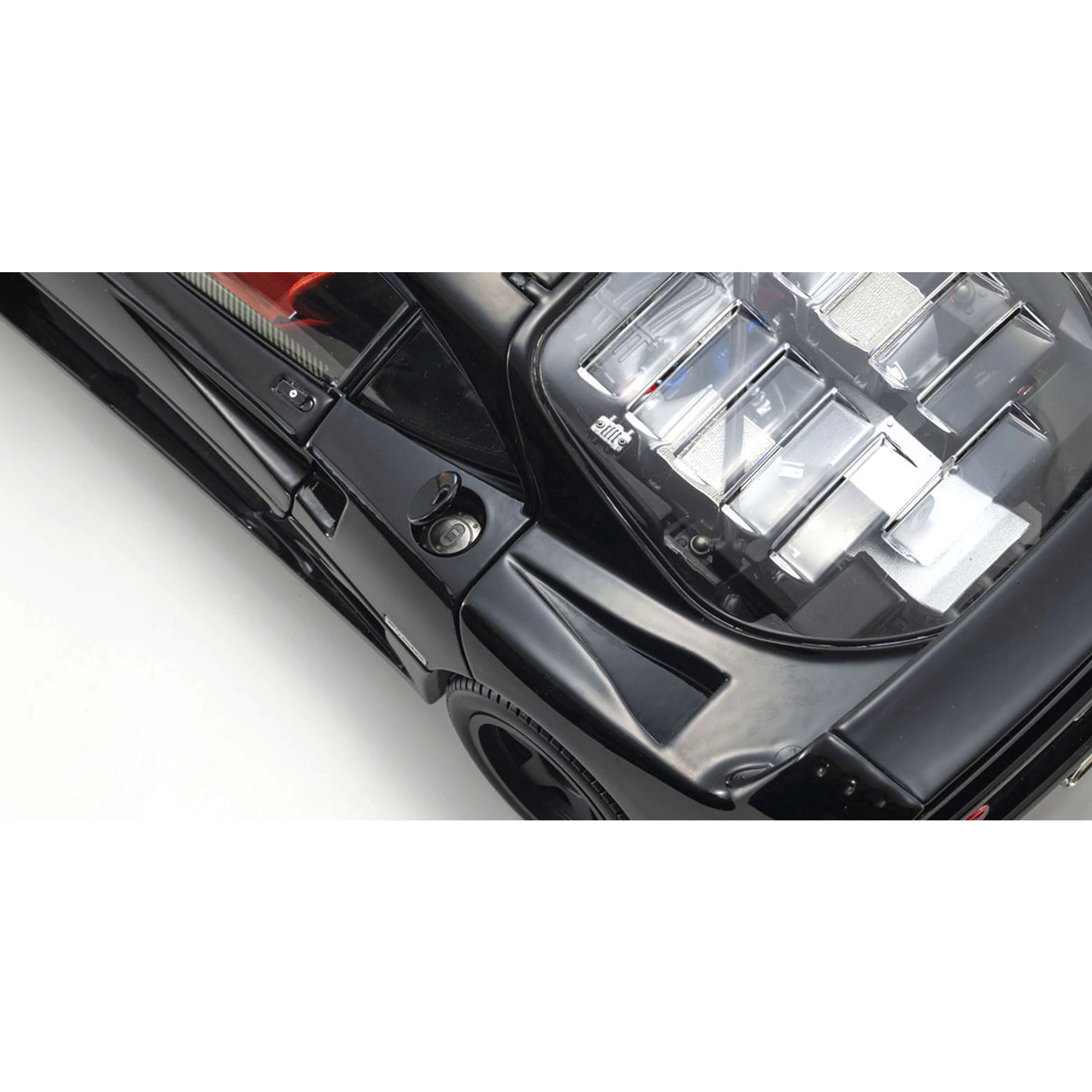 Ferrari F40 Noir 1/18 - Image 6