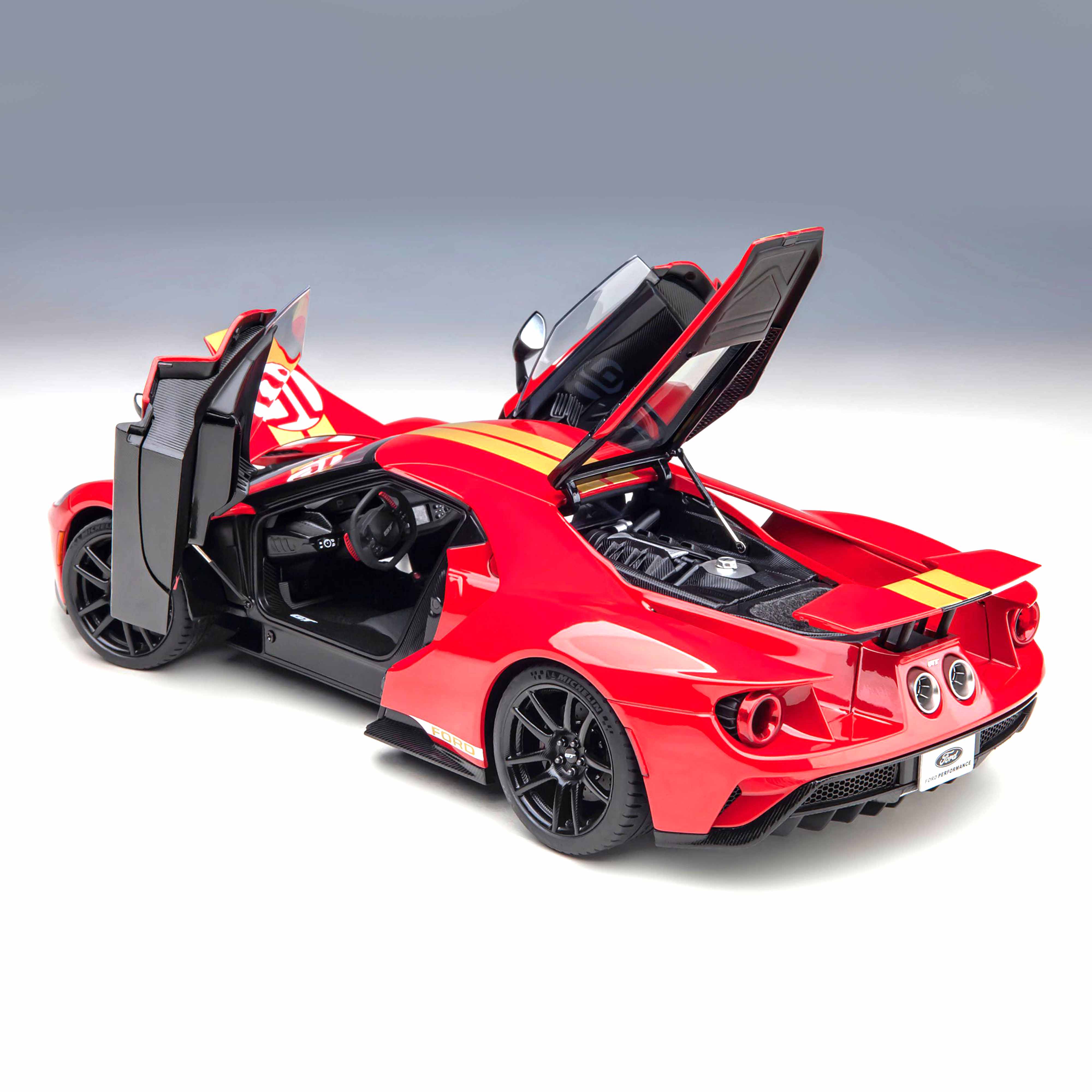 Ford GT 2022 Alan Mann Heritage Edition 1/18 - Image 13