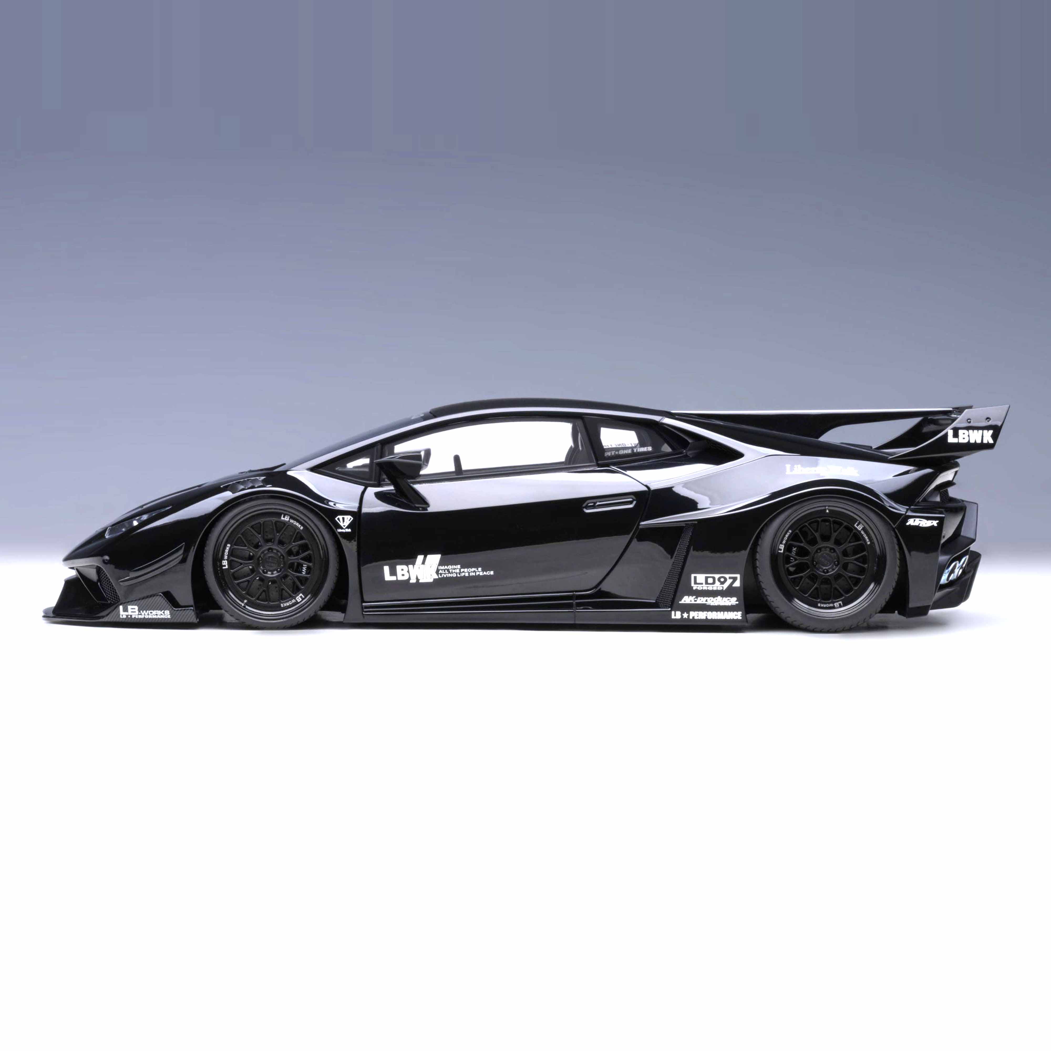 Liberty Walk LB Silhouette Lamborghini Huracan GT 2019 Noir 1/18 - Image 3