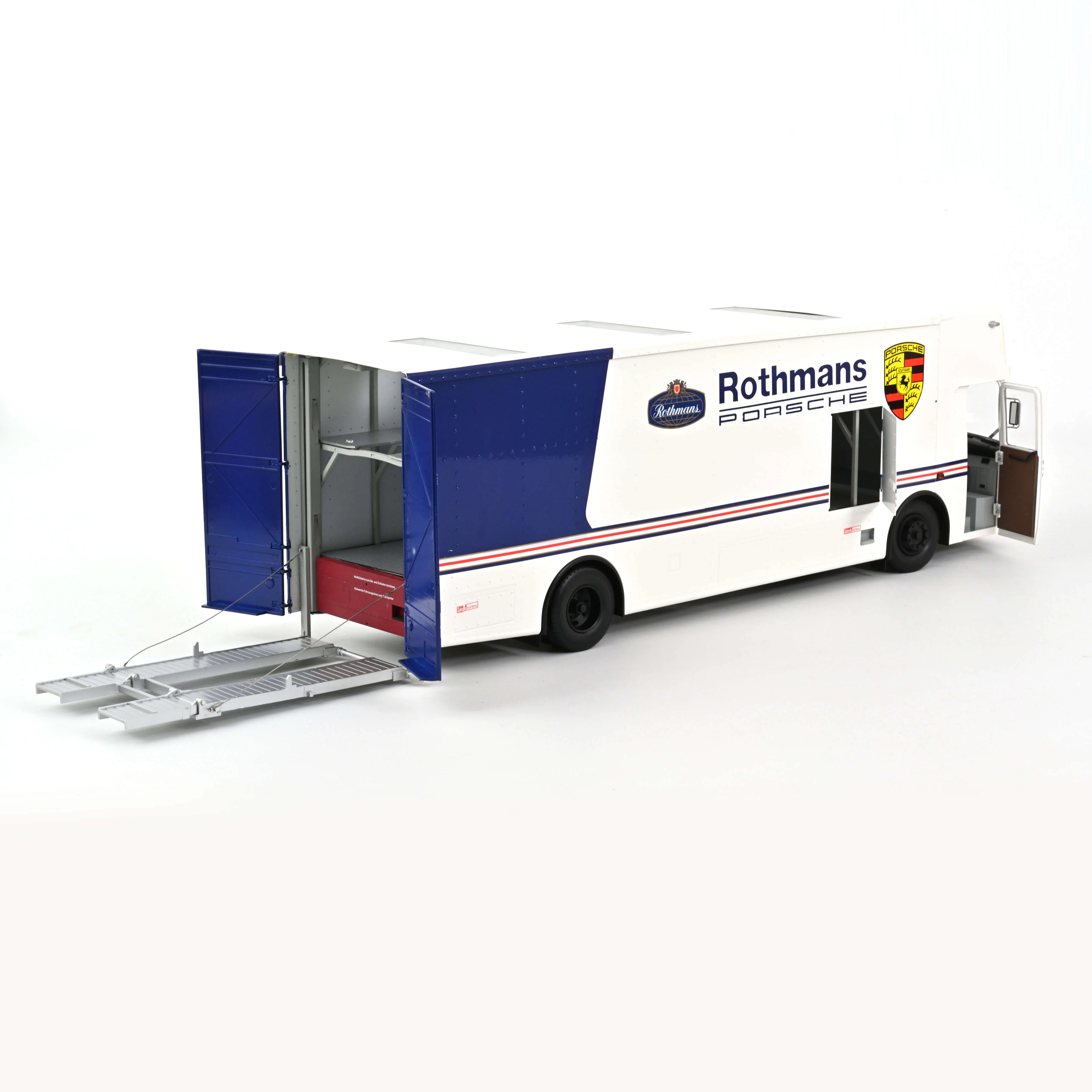 Mercedes O317 Porsche Transporteur de course Rothmans 1/18 - Image 3