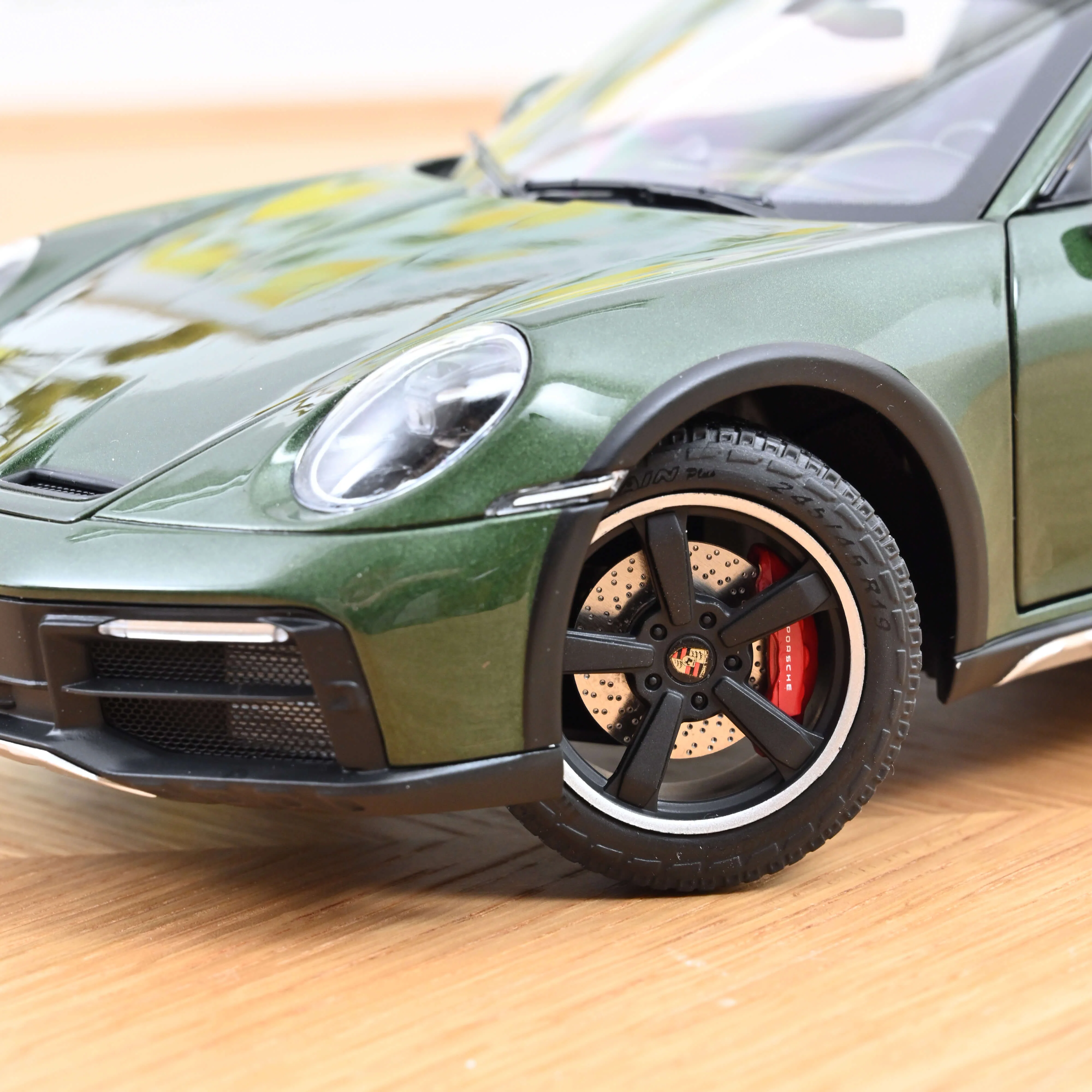 Porsche 911 Dakar 2023 Vert Chêne Métallisé 1/18 - Image 5