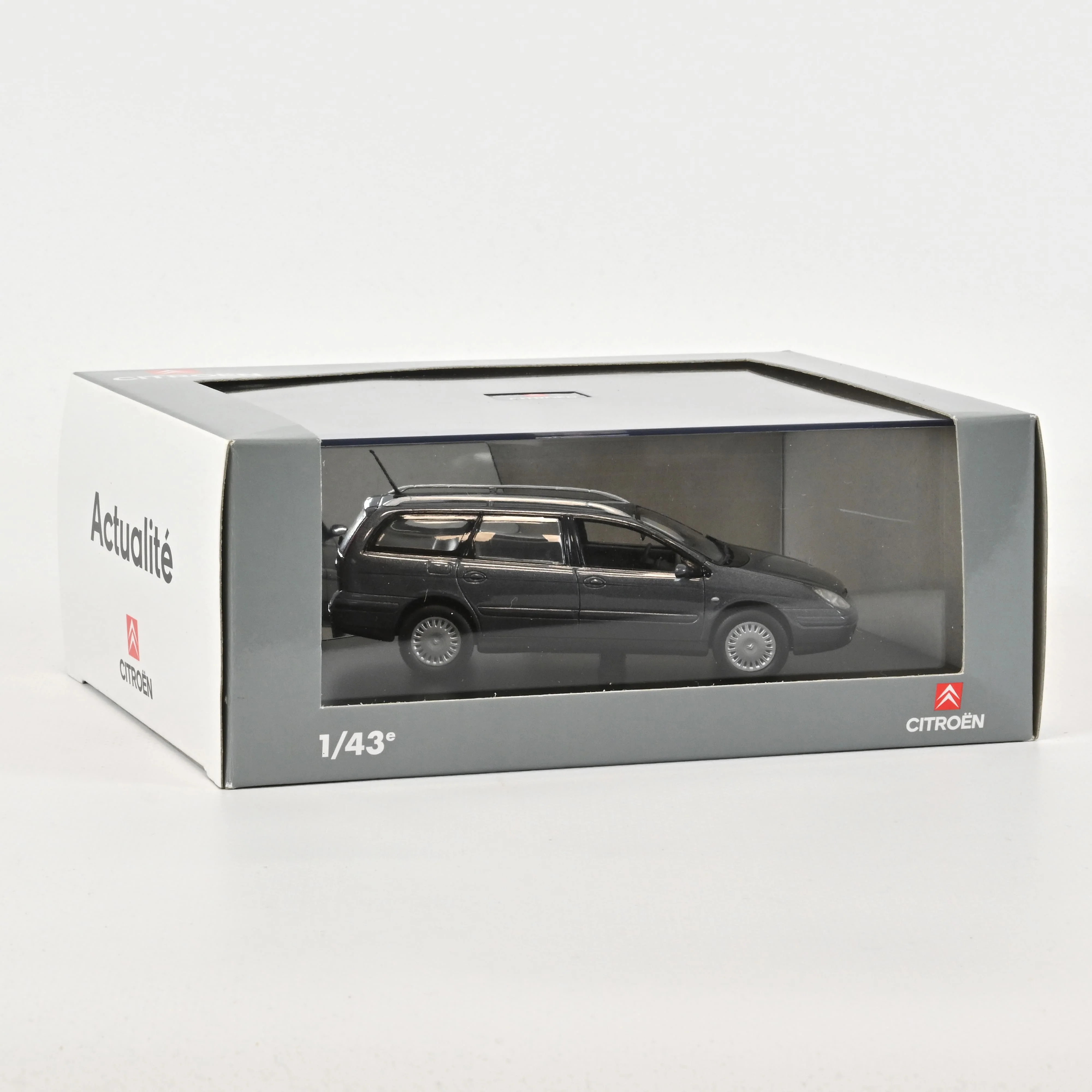 Citroën C5 Break Gris 1/43