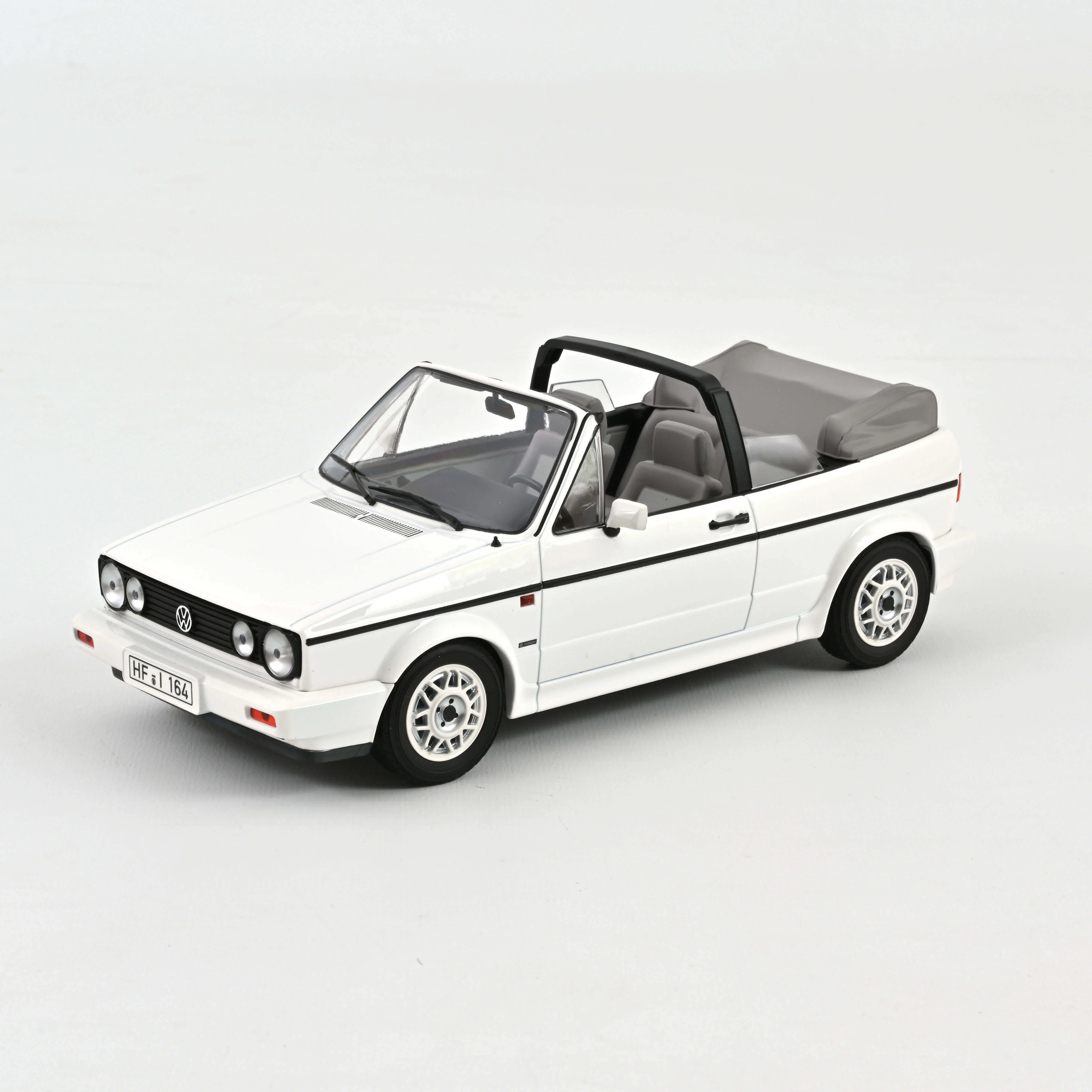 VW Golf Cabriolet 1992 Blanc 1/18