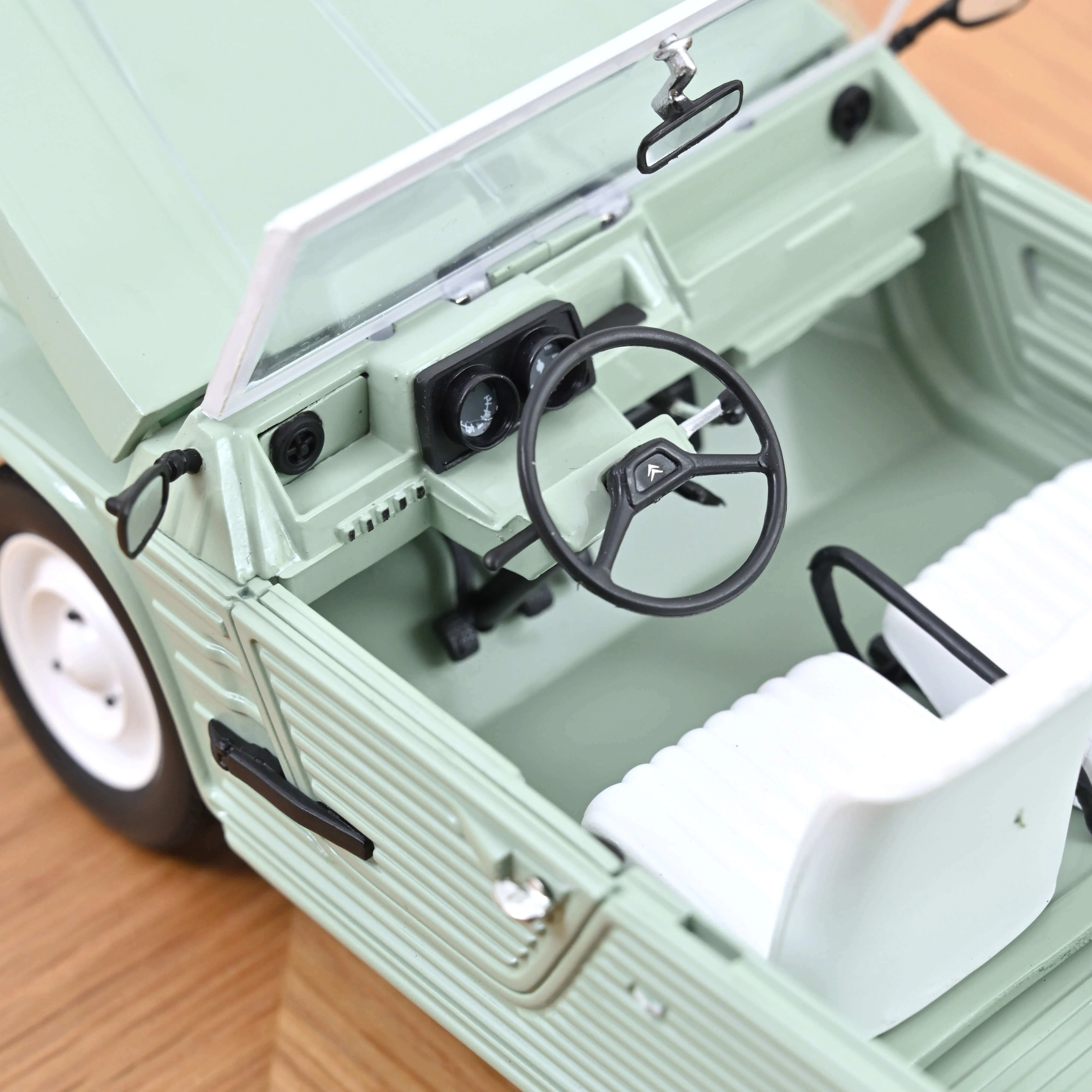 Citroën Méhari 1983 Kaki 1/18 - 300pcs - Image 7