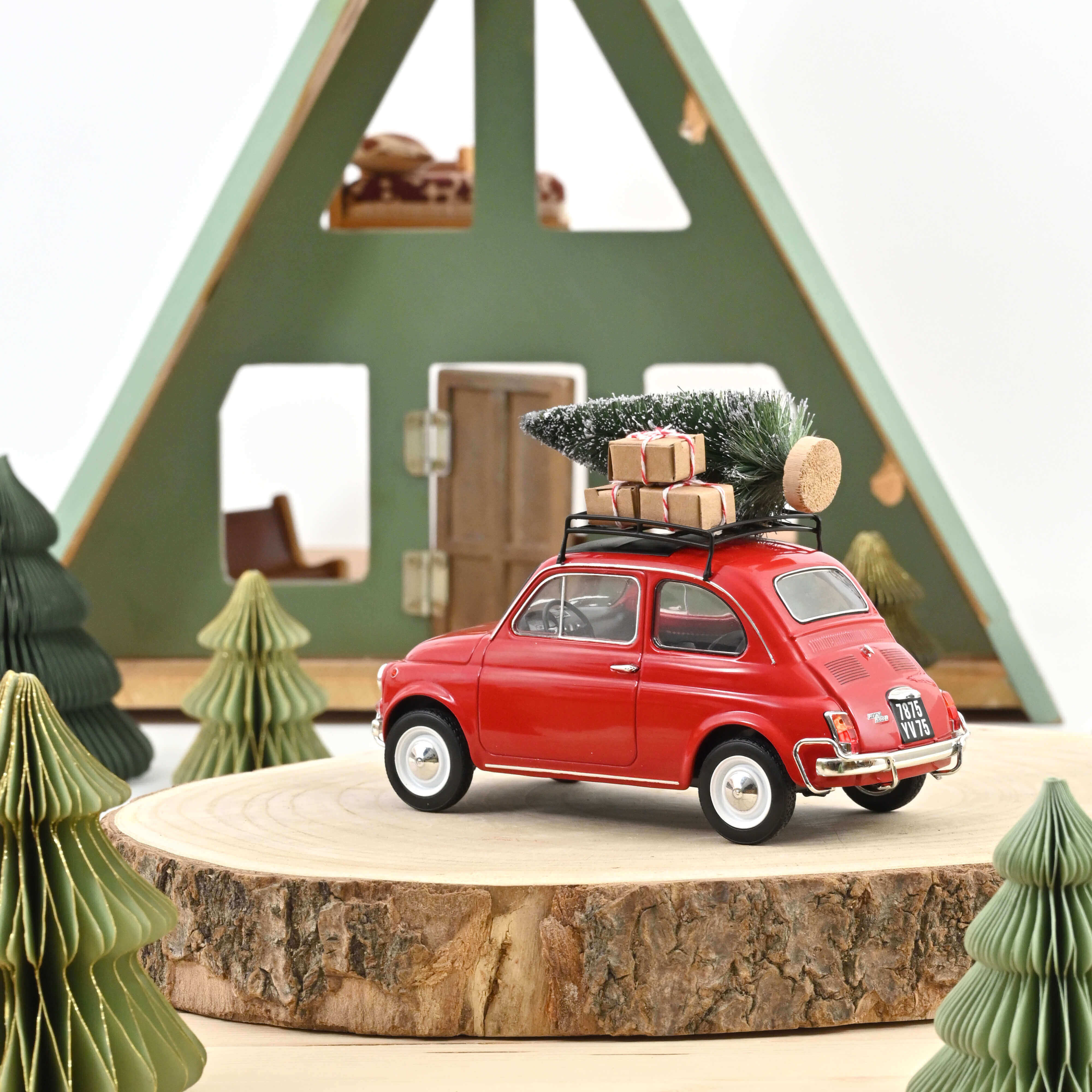 Fiat 500 L 1968 Rouge Noël 1/18 - Image 2