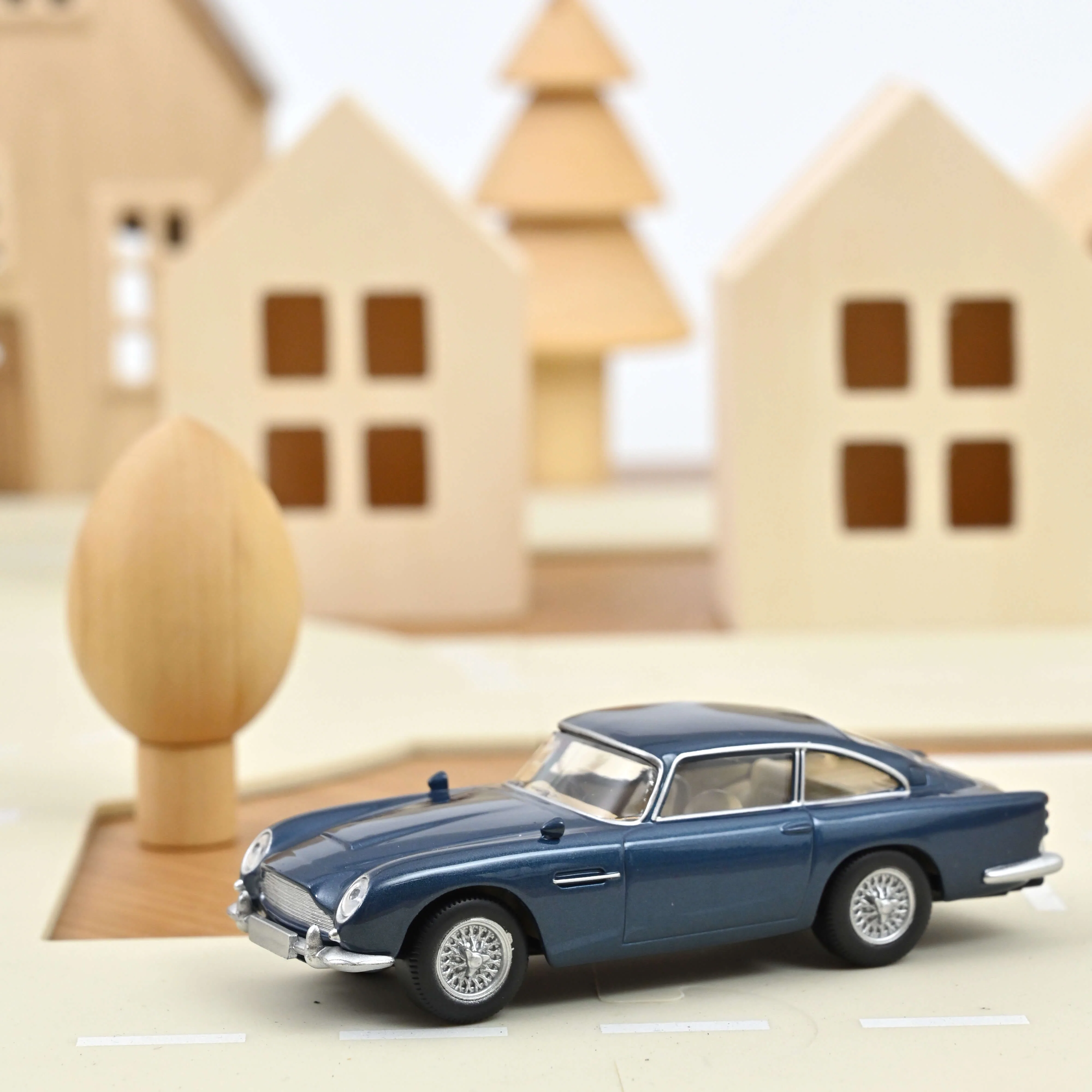Miniature 1