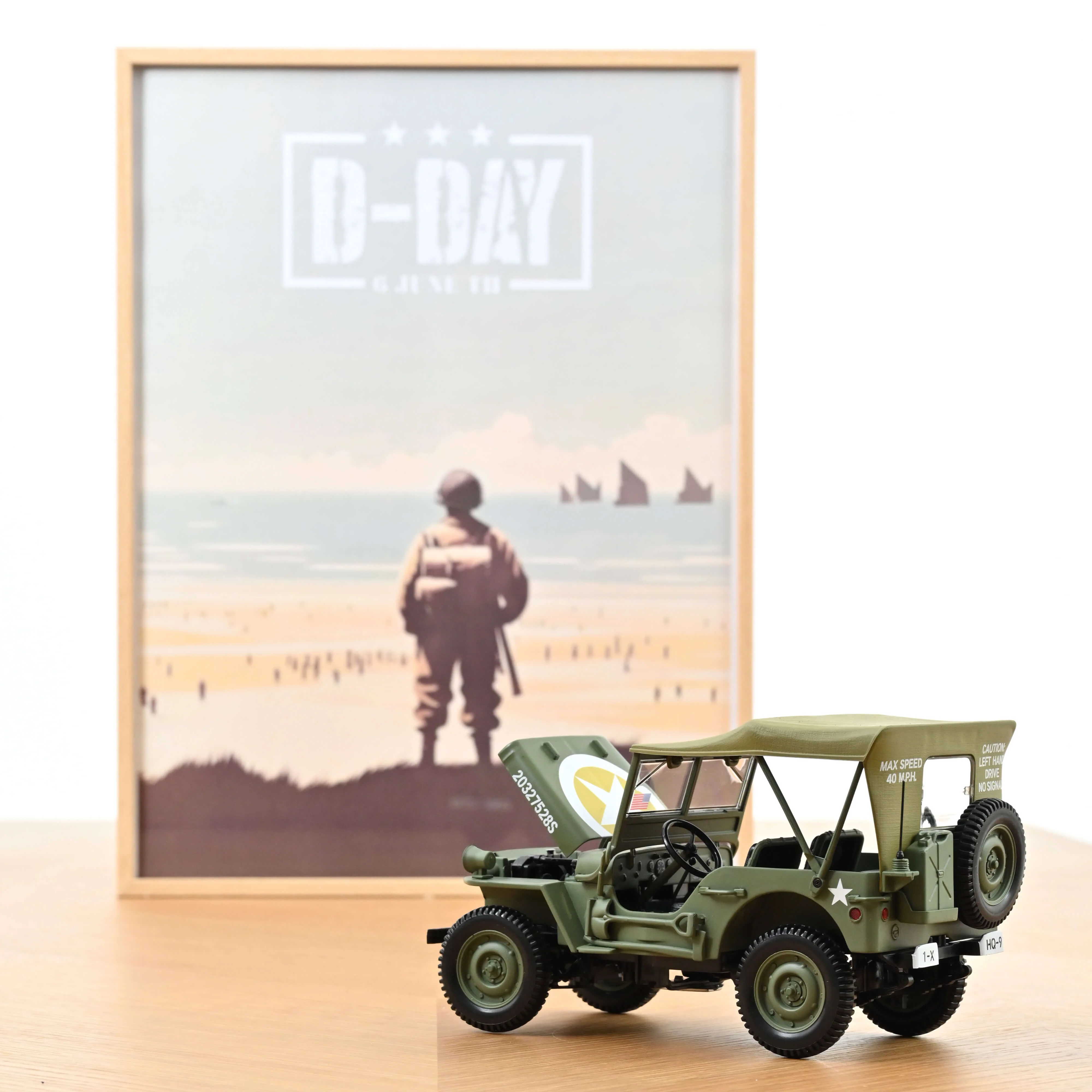 Jeep Militaire 1944 1st Div Inf HQ 1/18 - 200pcs - Image 3