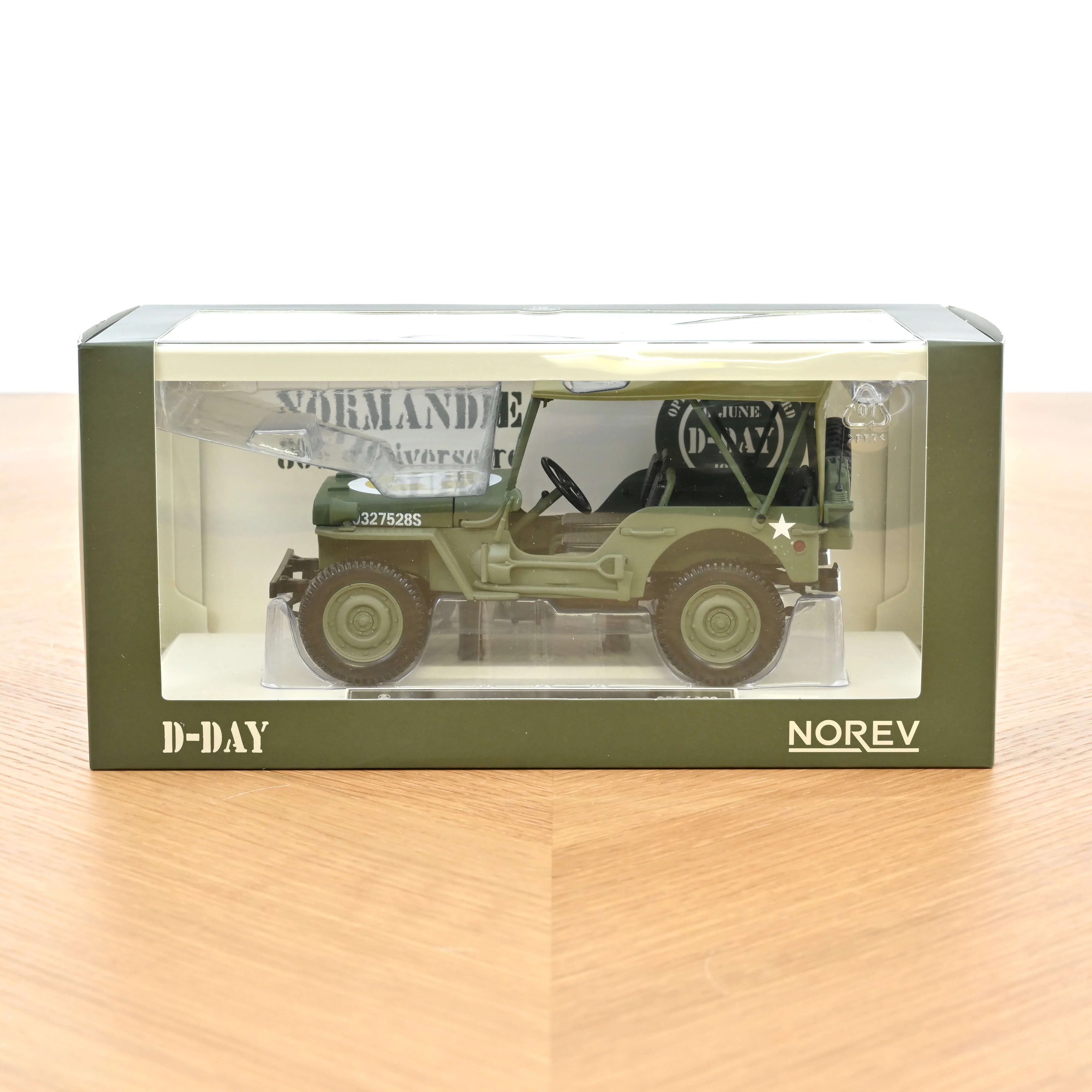 Jeep Militaire 1944 1st Div Inf HQ 1/18 - 200pcs - Image 7