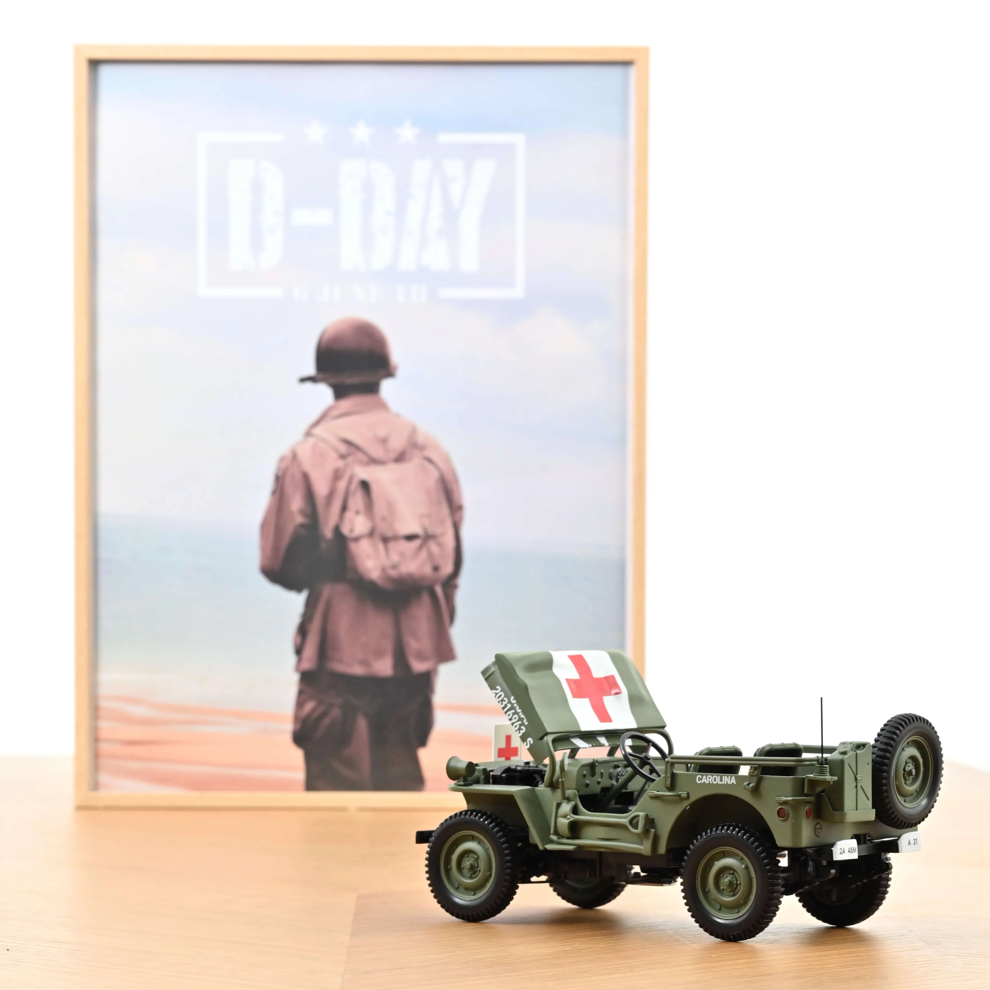 Jeep Militaire 1944 Ambulance 1/18 - 200 pcs - Image 3