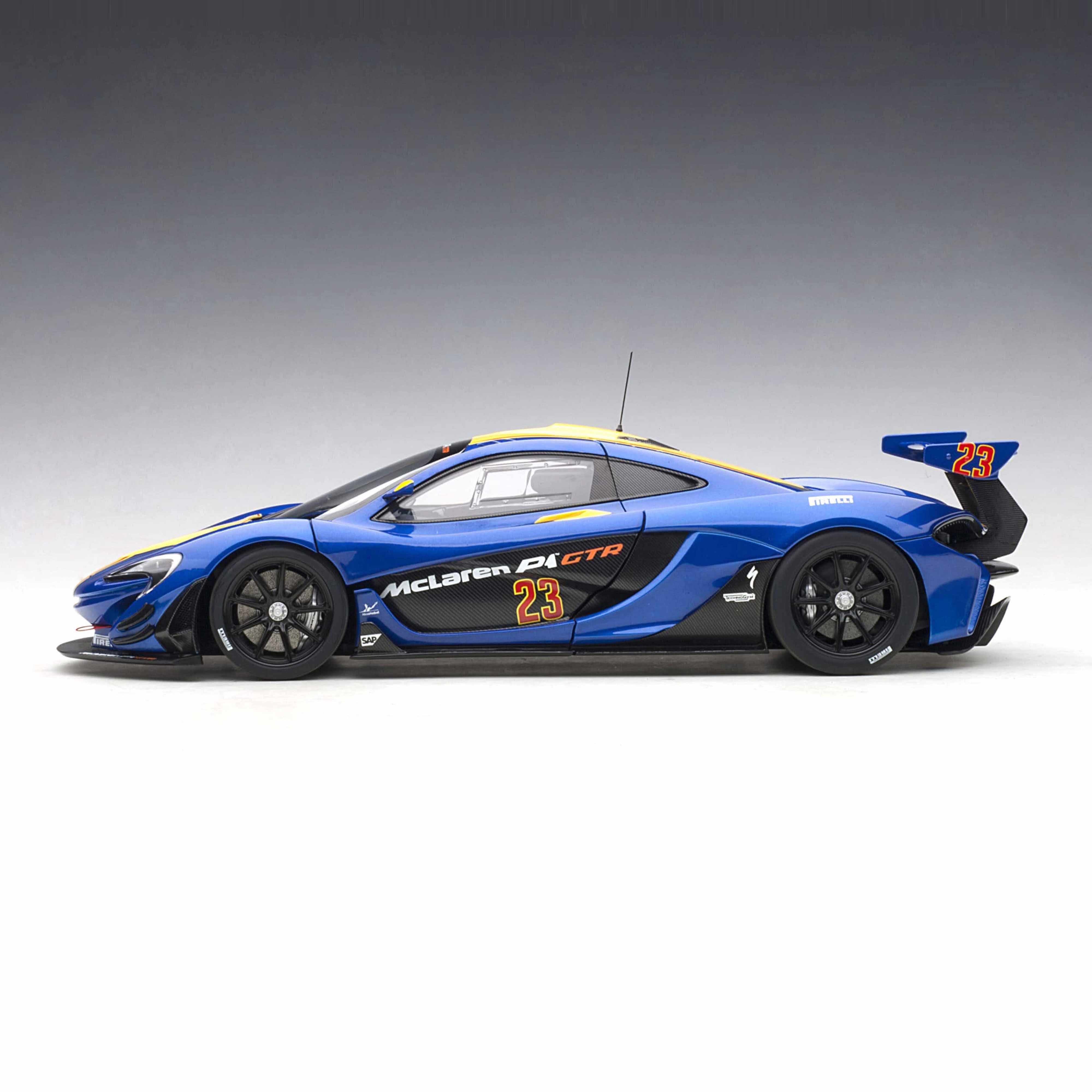 McLaren P1 GTR Bleu Métallique 1/18 - Image 3