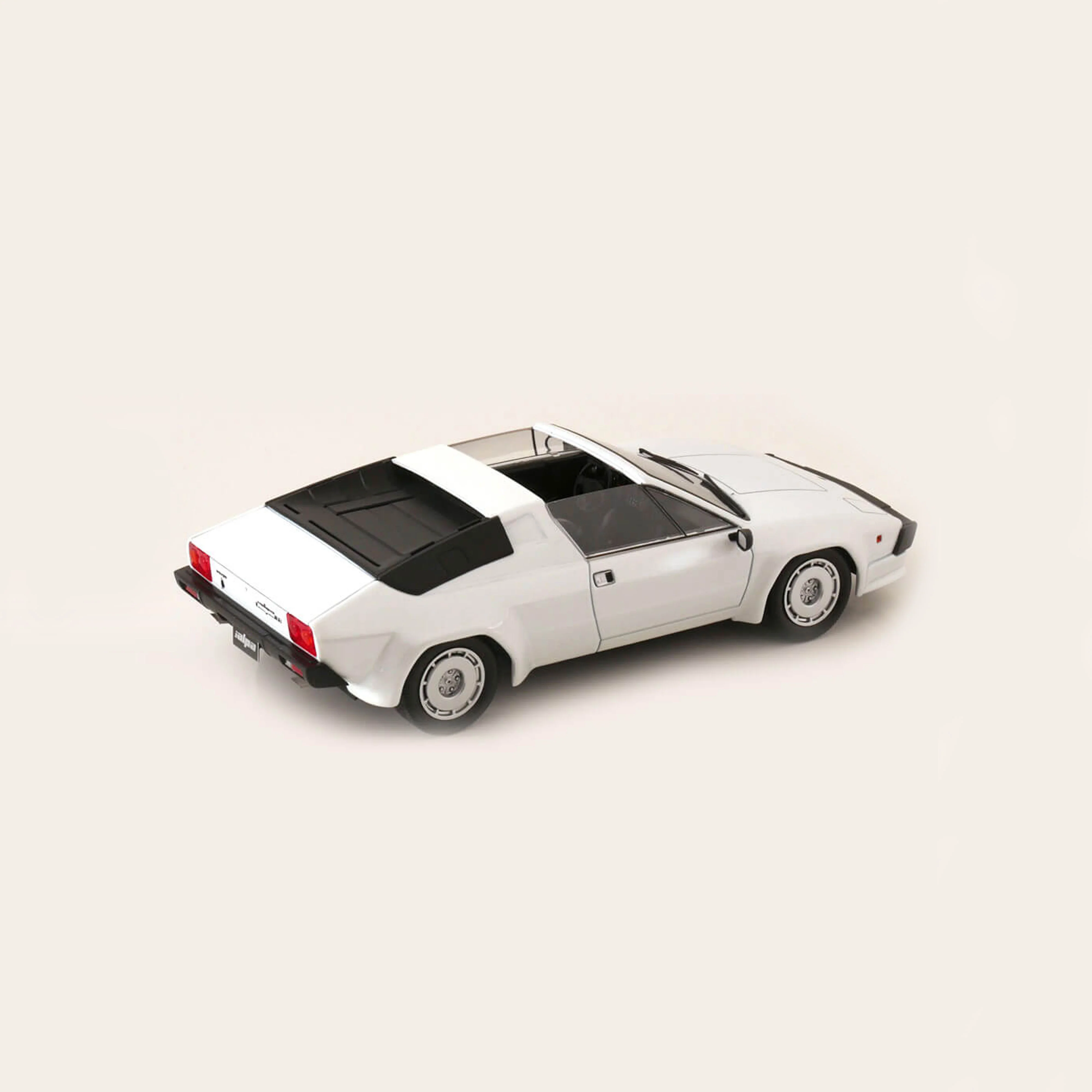 Lamborghini Jalpa 3500 1982 Blanc Métallique 1/18 - Image 3