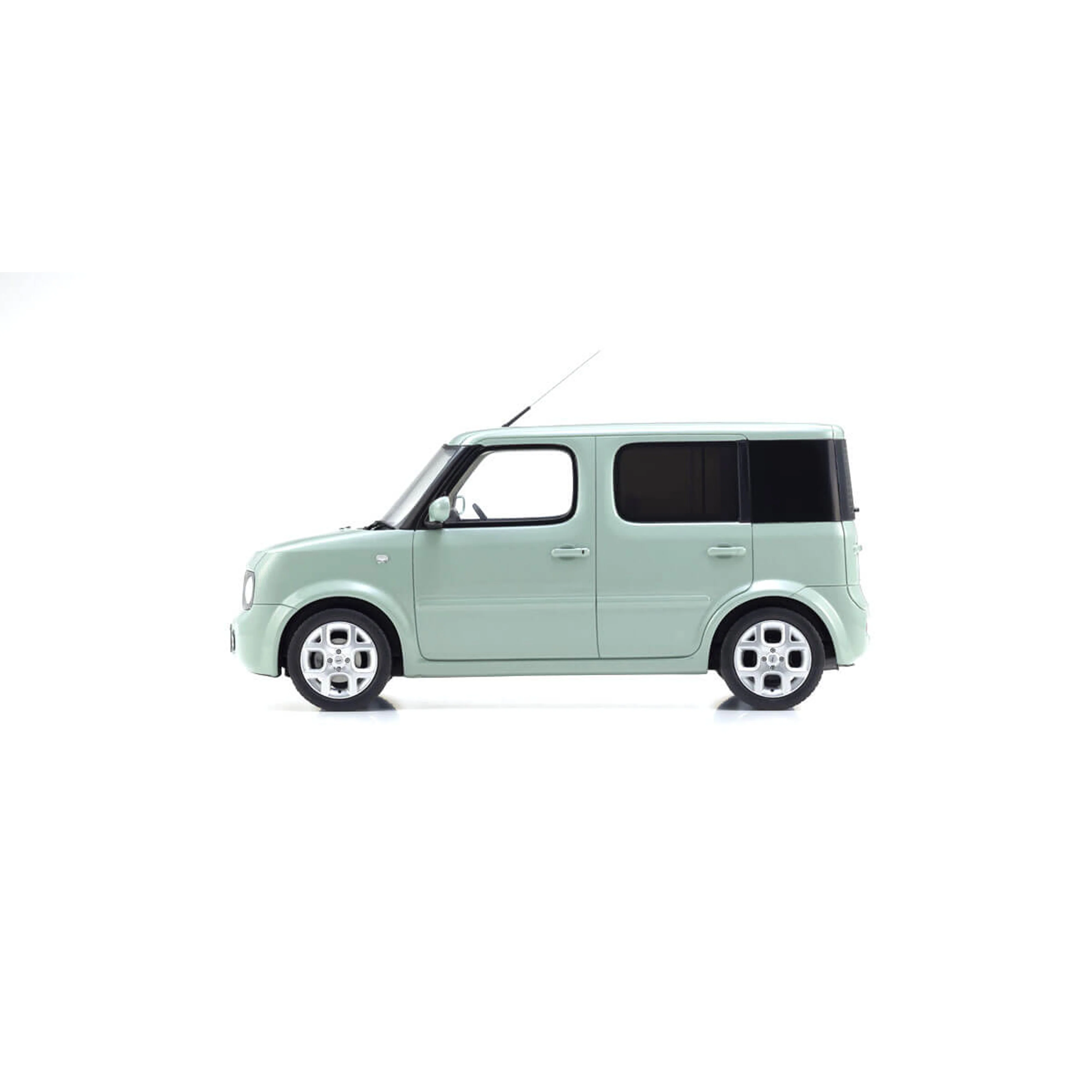 Nissan CUBE Menthe Aquatique 1/18 - Image 3