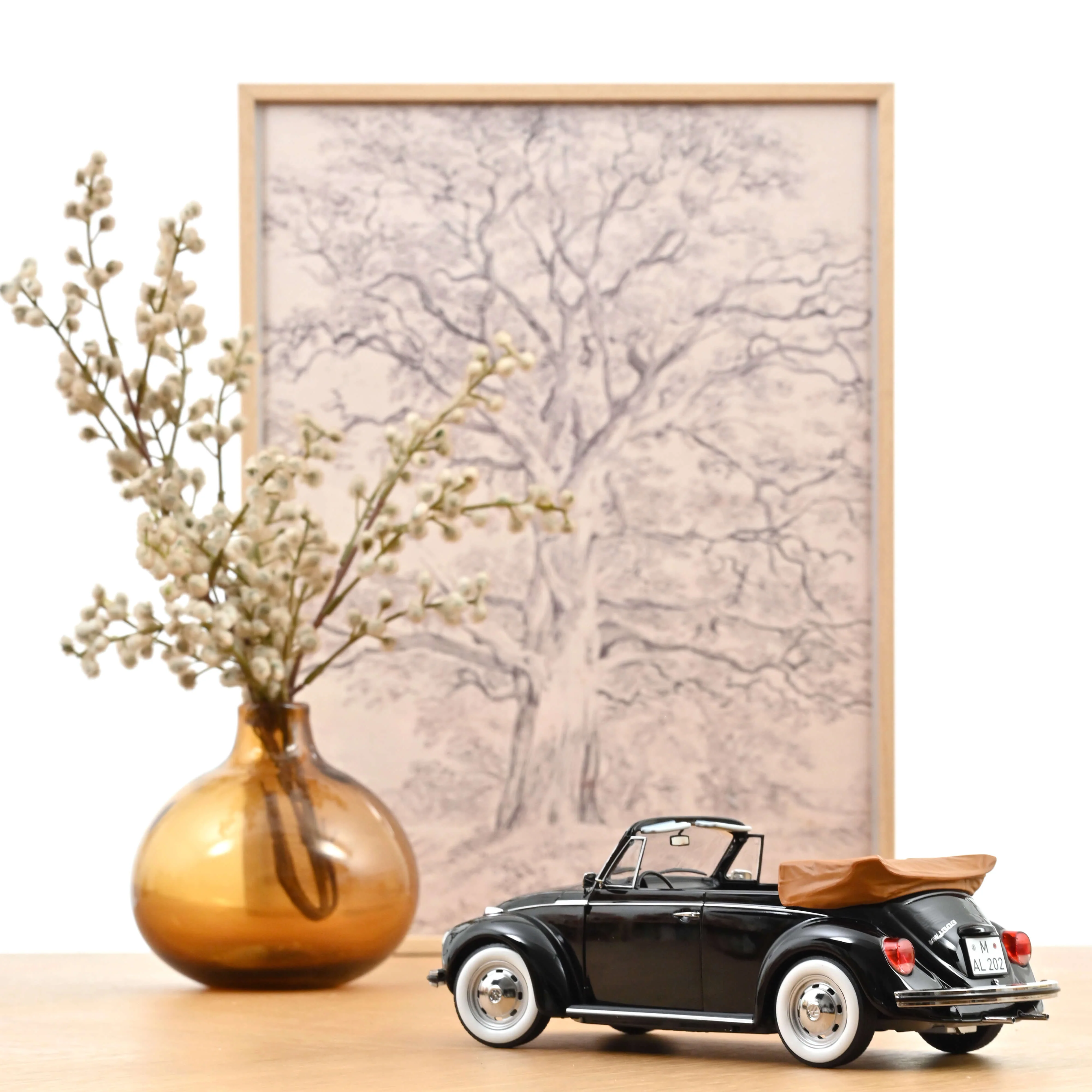 VW 1303 Cabriolet 1972 Noir 1/18 - Image 2