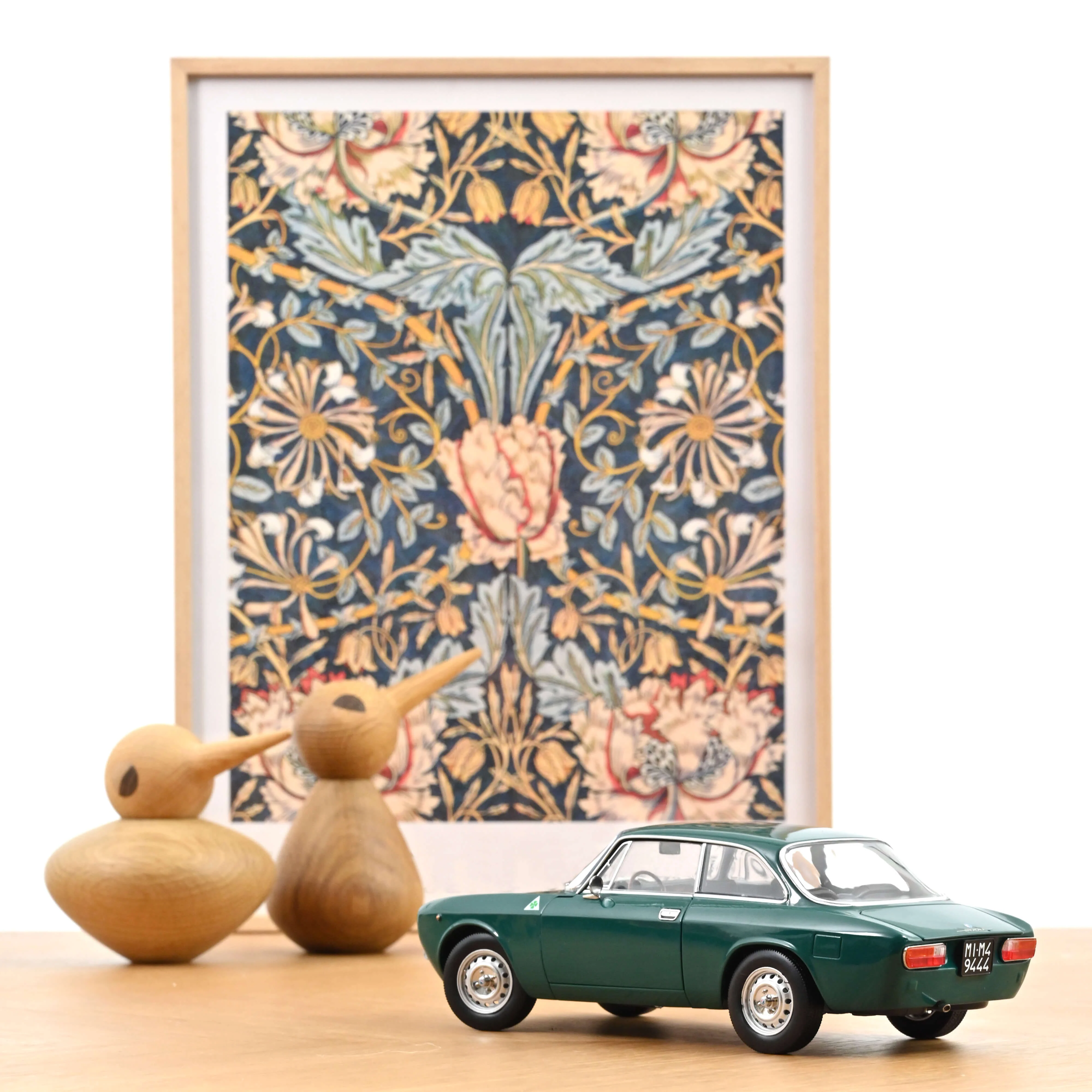Alfa Romeo 2000 GTV 1973 Vert pin 1/18 - 200pcs - Image 3
