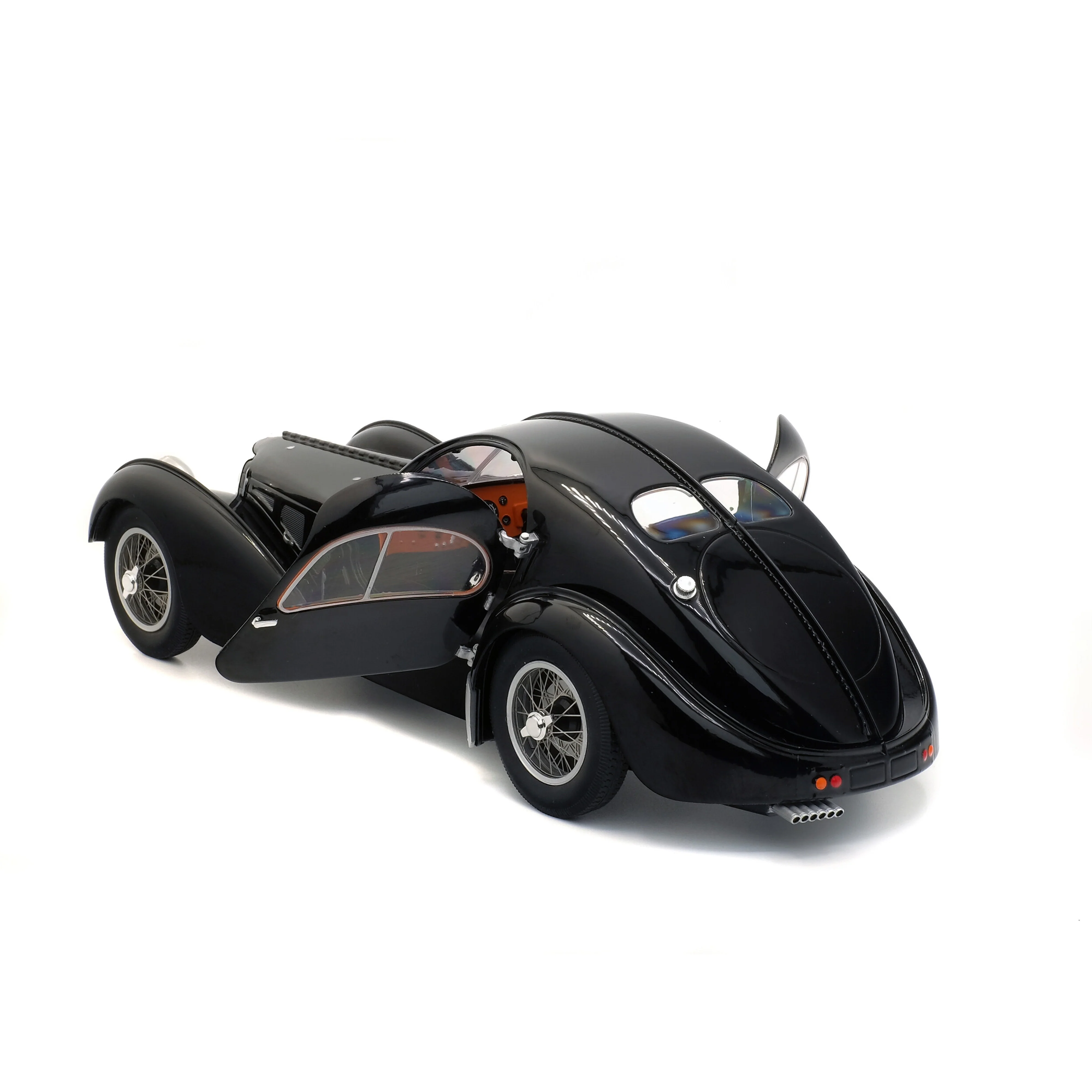 Bugatti Atlantic Type 57 SC Noir 1937 1/18 - Image 5
