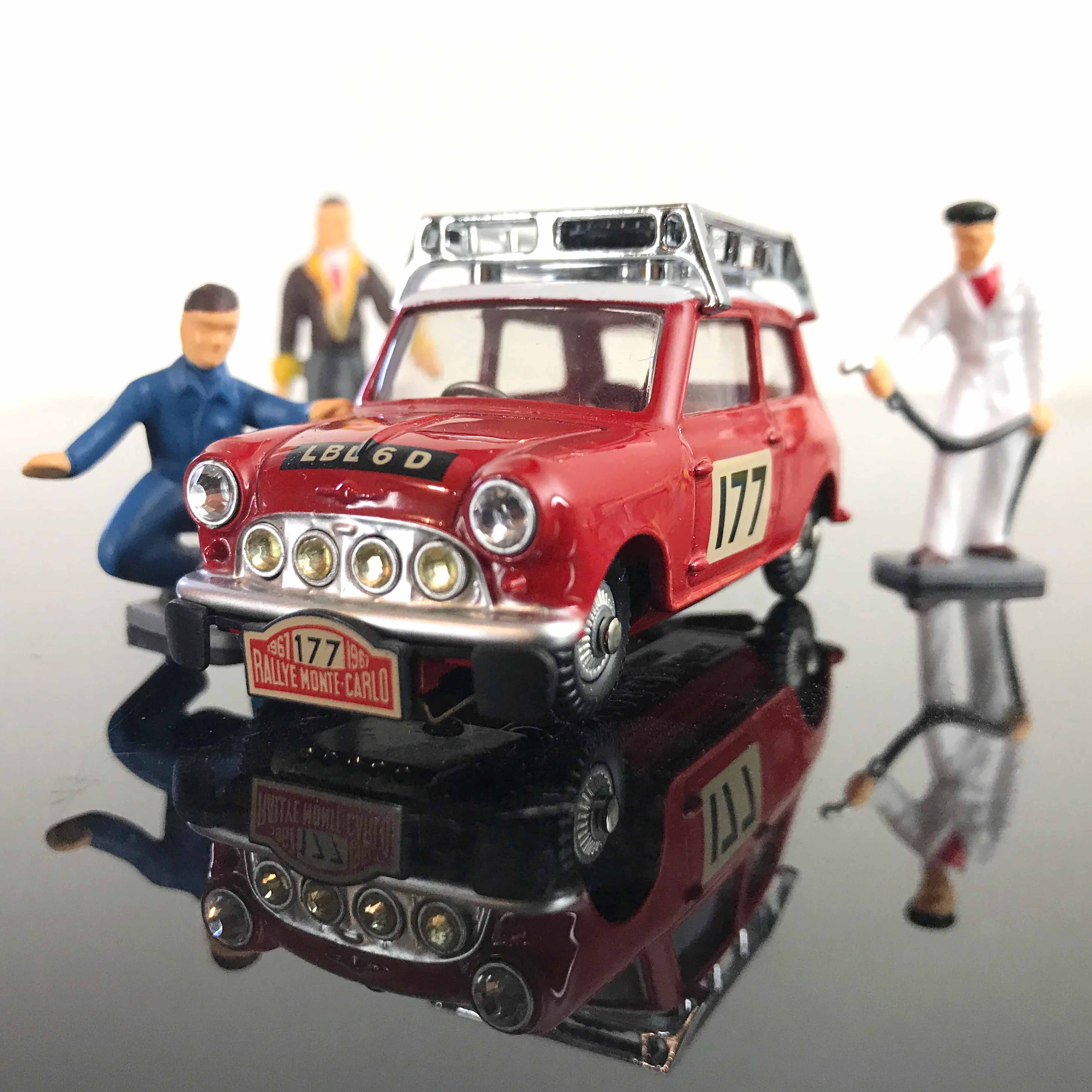 Mini Cooper S Vainqueur du Rallye Monte Carlo 1967 1/45 - n°339 - Image 3