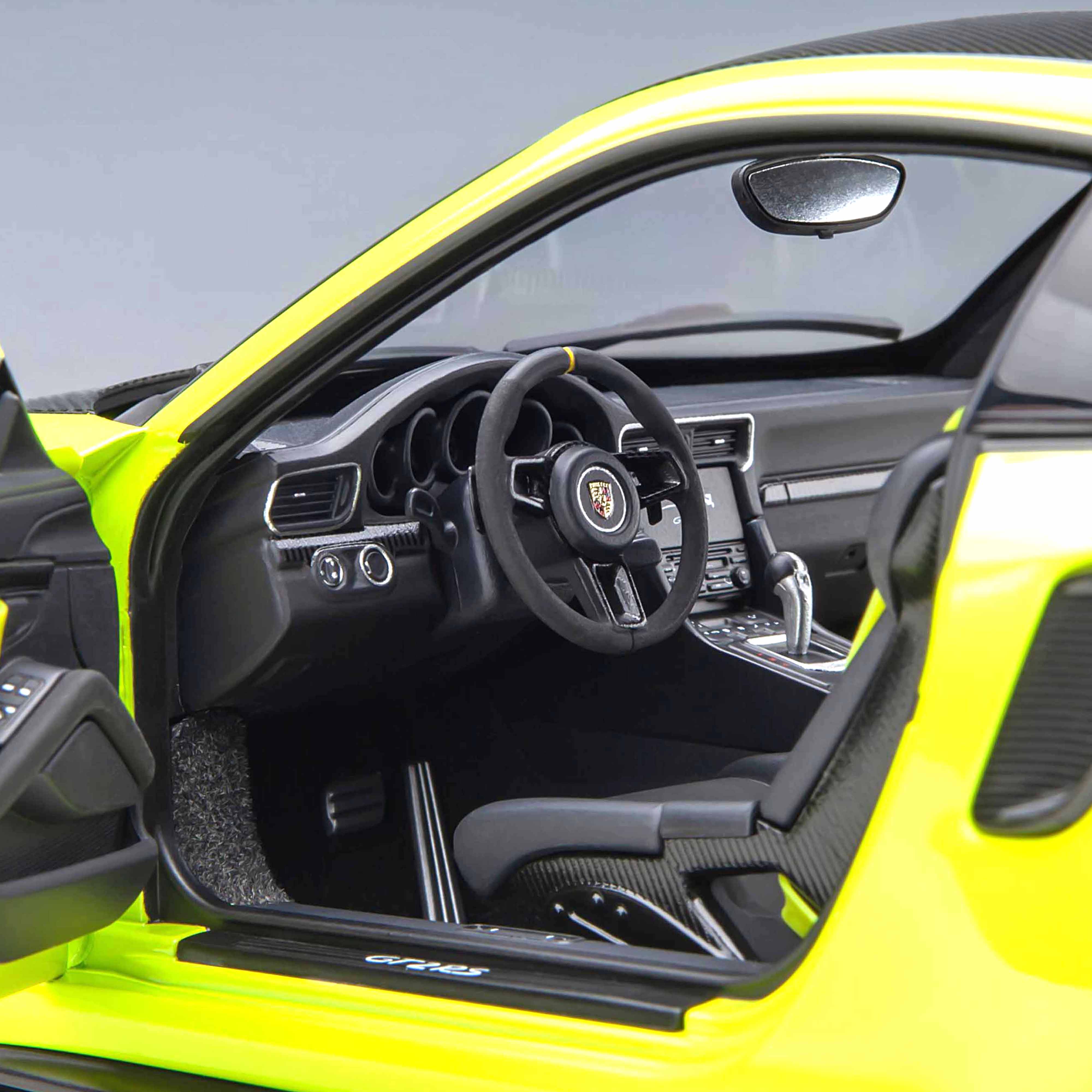Porsche 911 (991.2) GT2 RS Pack Weissach Vert Acide 1/18 - Image 7
