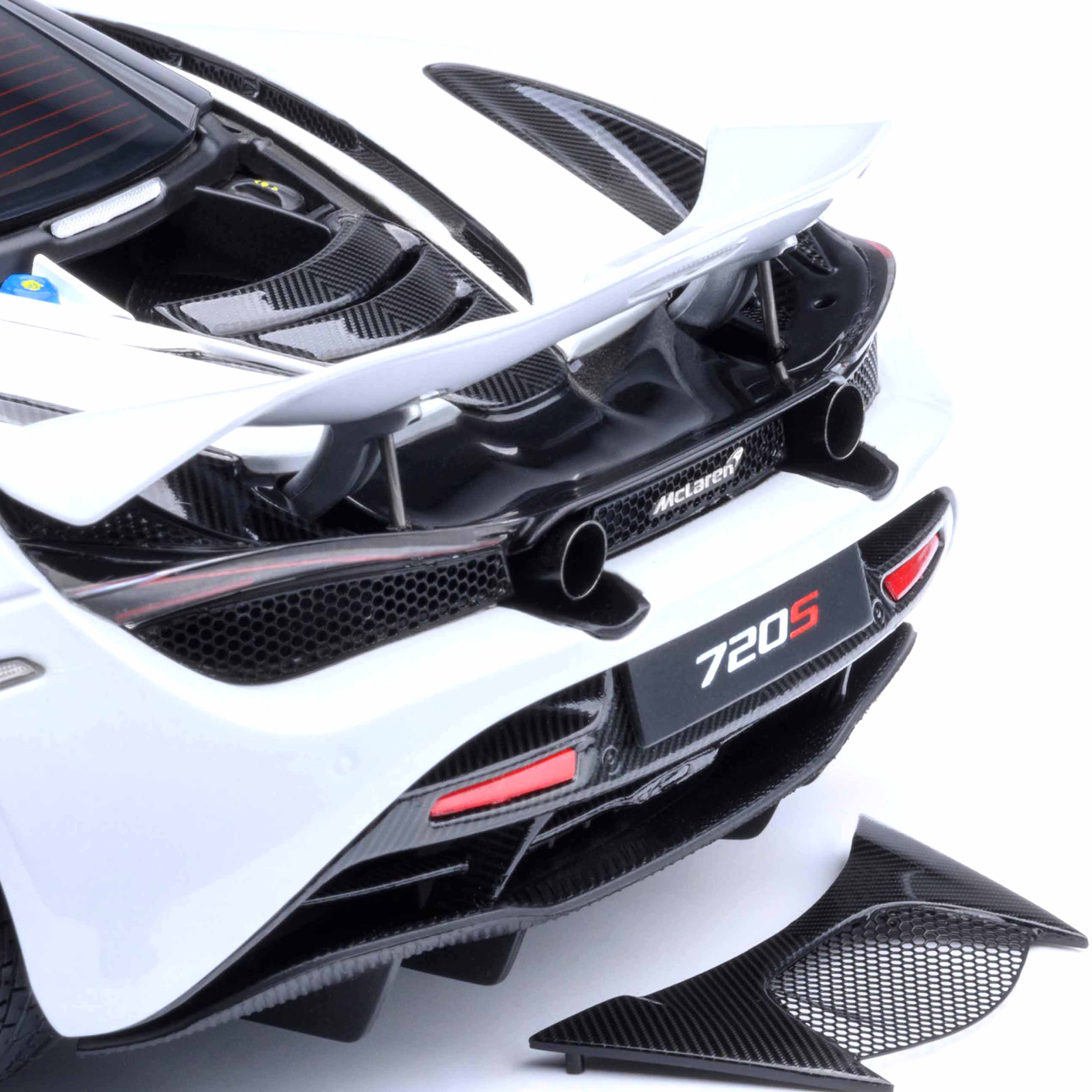 McLaren 720S Blanc de Silice 2017 1/18 - Image 7