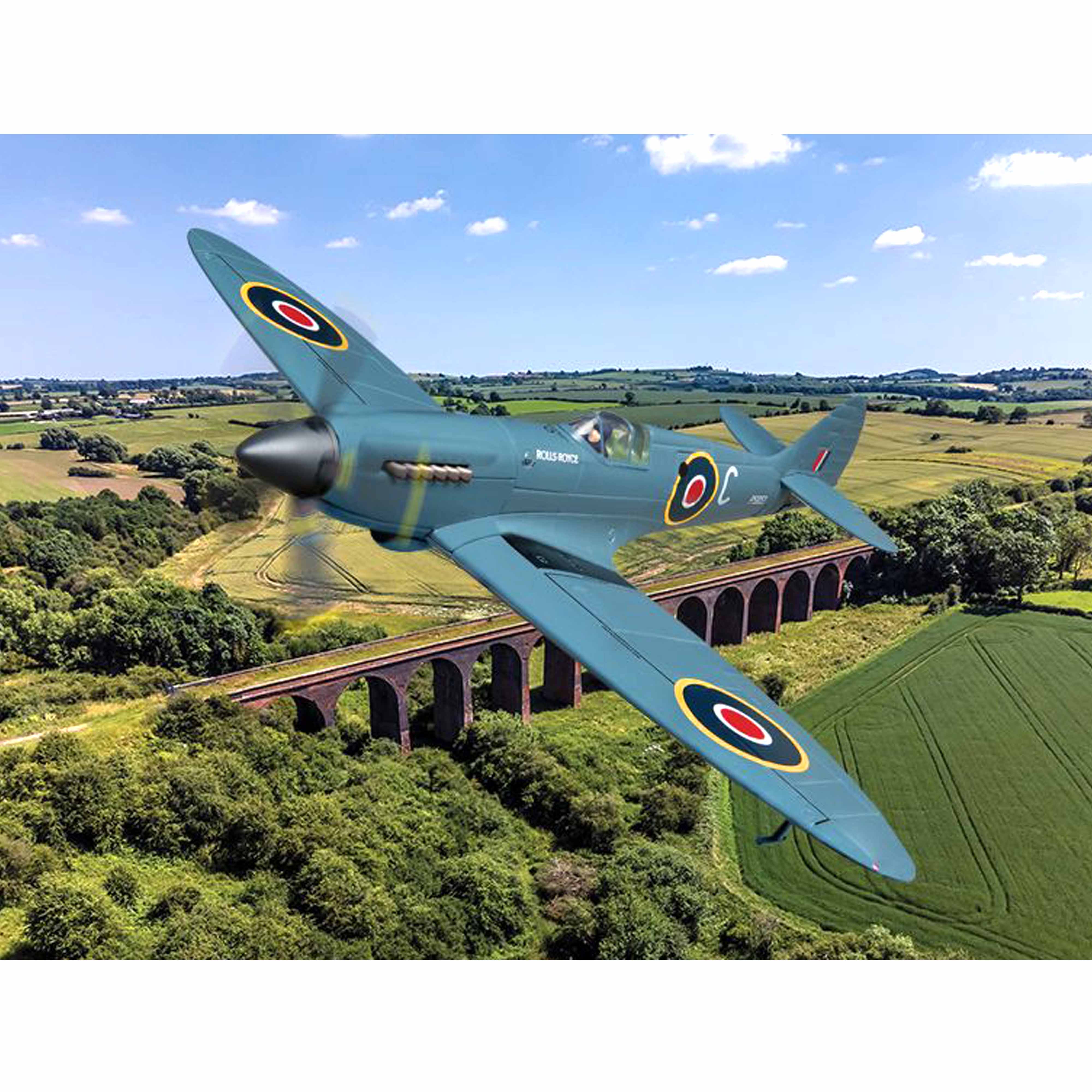 Supermarine Spitfire PR.XIX G-RRGN Rolls Royce Heritage Hanger 1/72 - Image 4