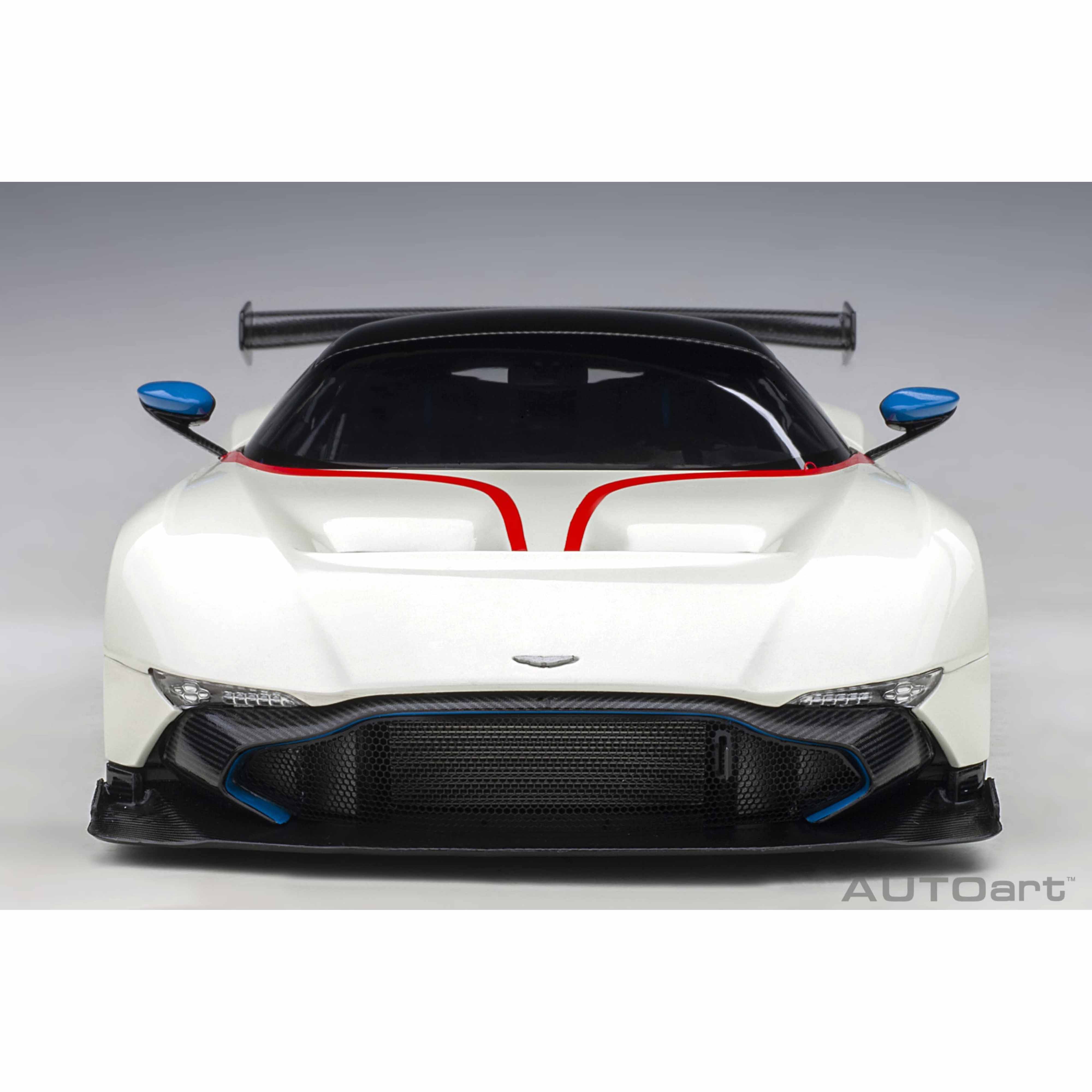 Aston Martin Vulcan Stratus Blanc 1/18 - Image 4