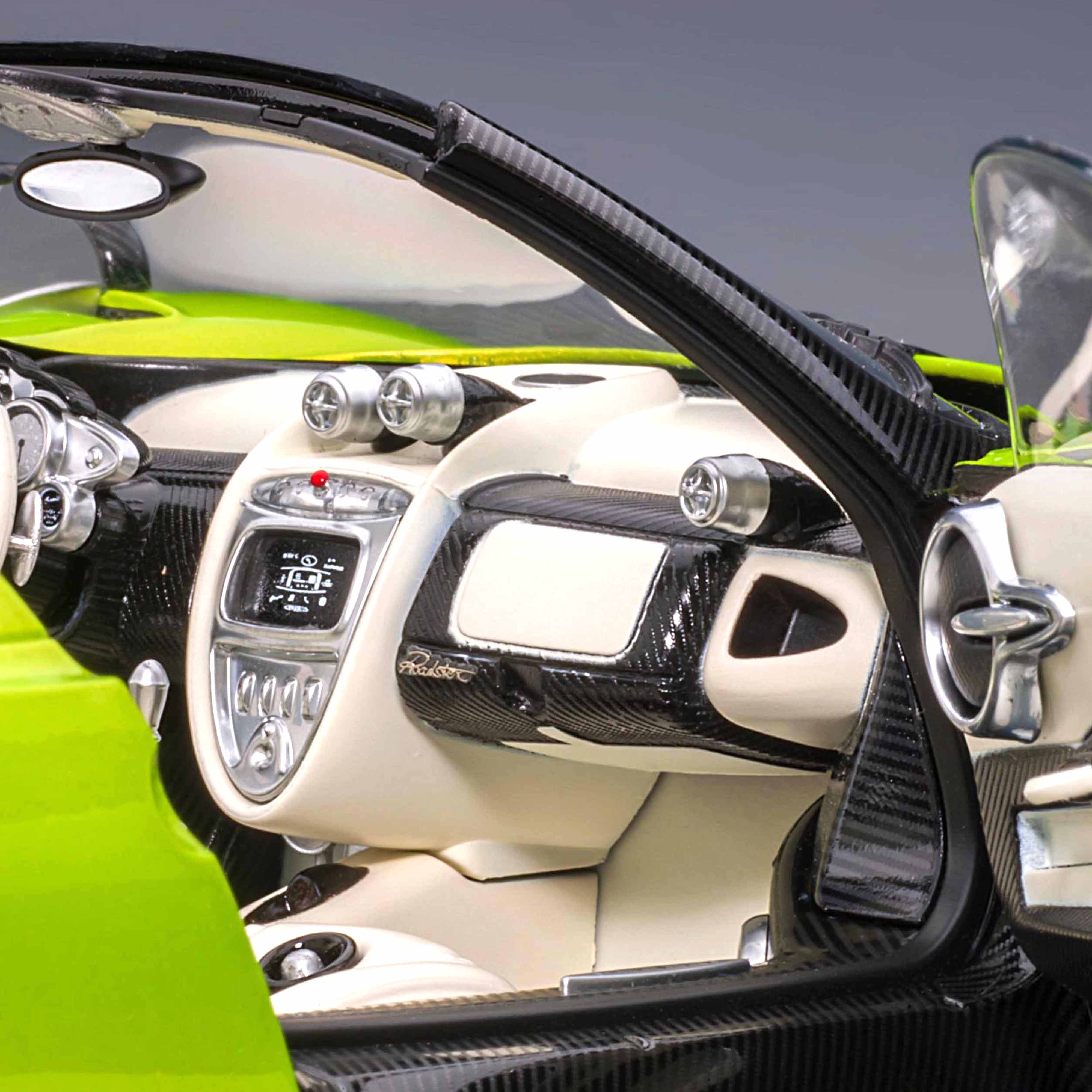 Pagani Huayra Roadster Verde Firenze 1/18 - Image 11