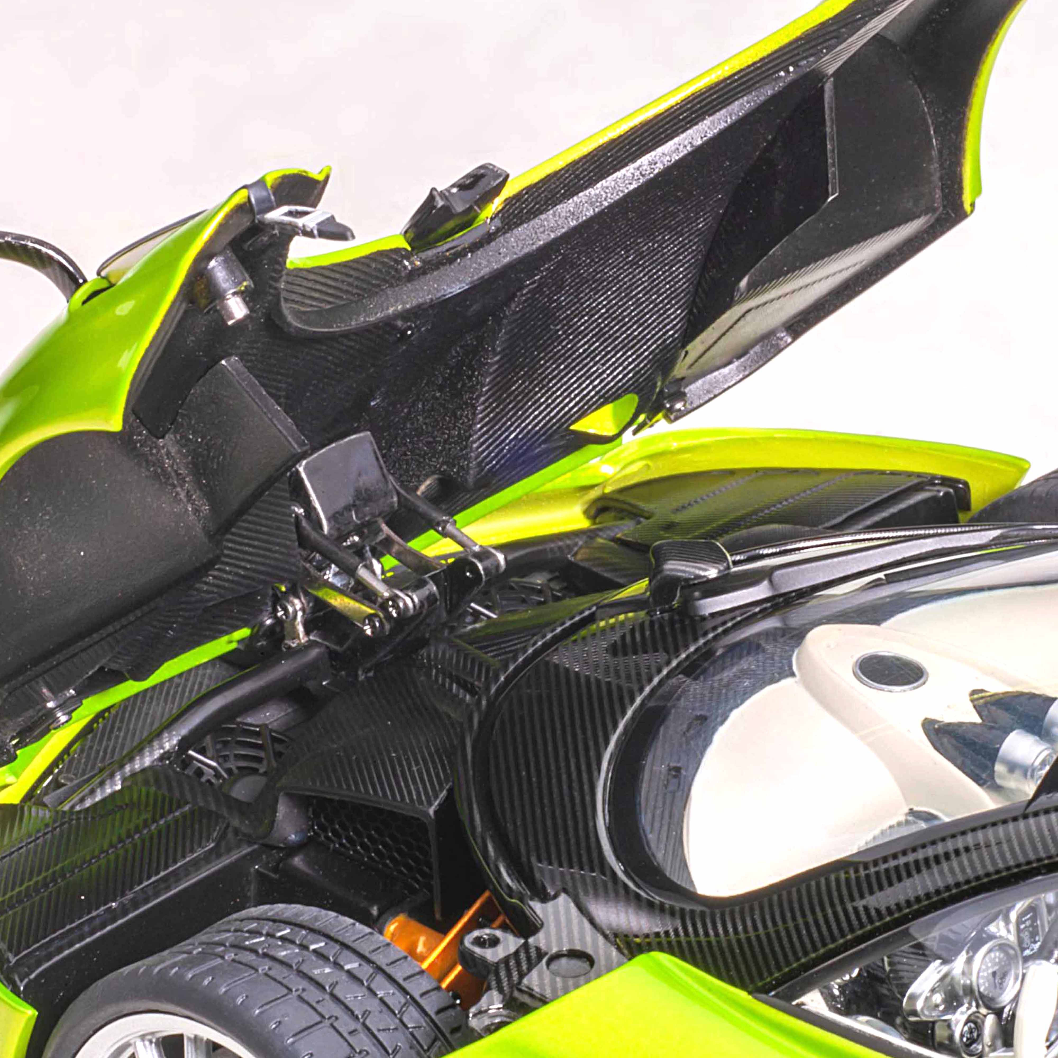 Pagani Huayra Roadster Verde Firenze 1/18 - Image 12