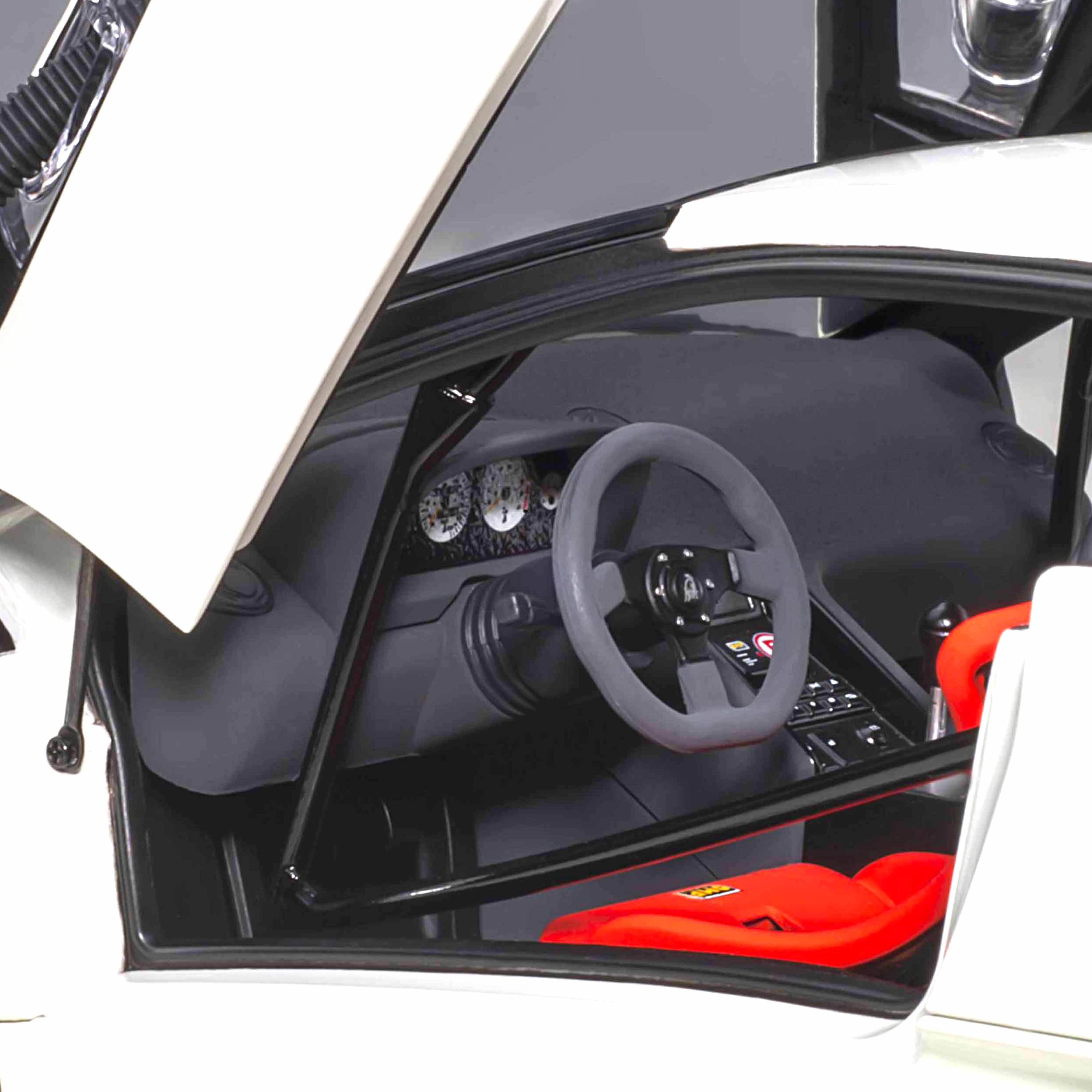 Lamborghini Diablo SV-R Impact Blanc 1/18 - Image 8