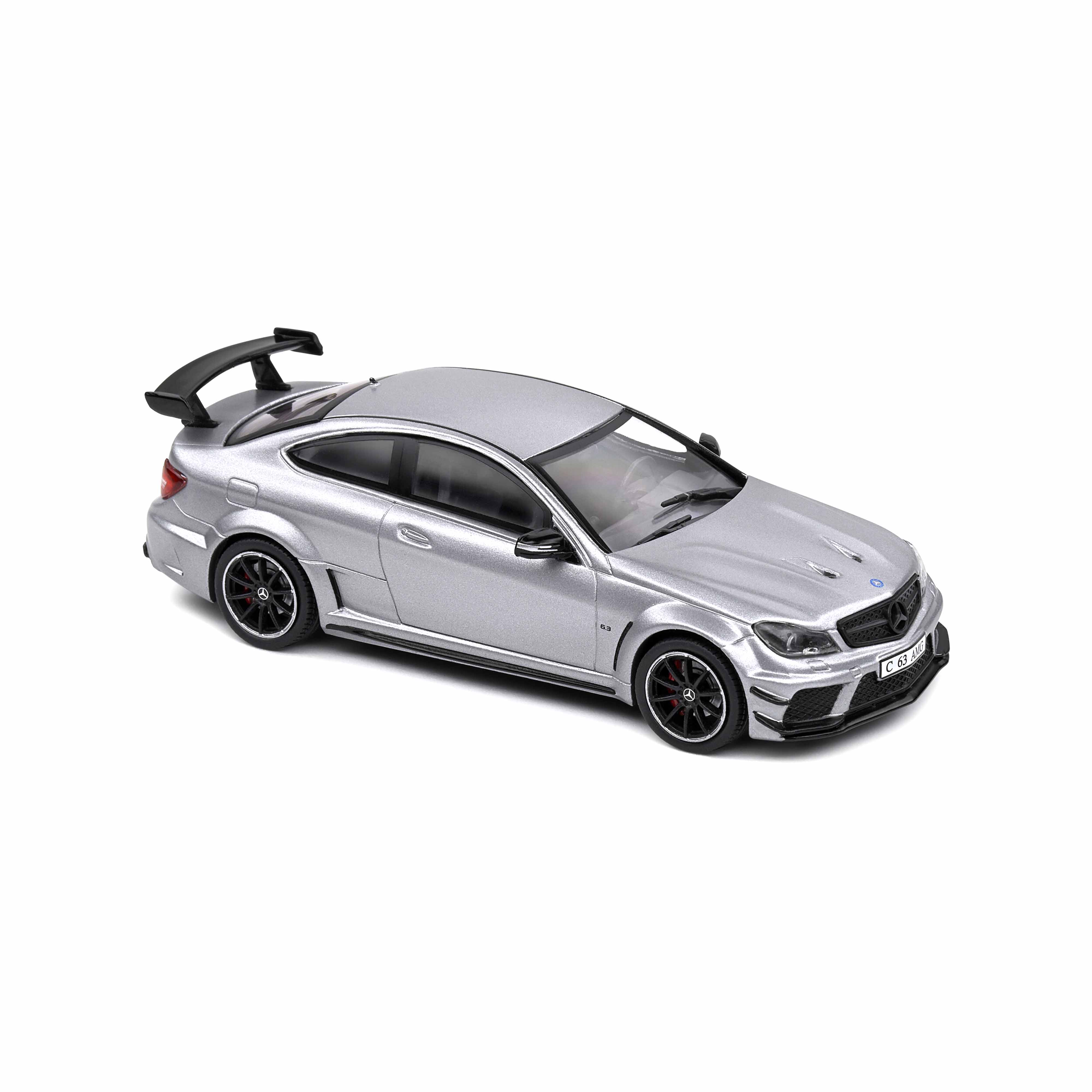Mercedes C63 AMG Black Series Gris Métallique Mat 2011 1/43 - Image 6