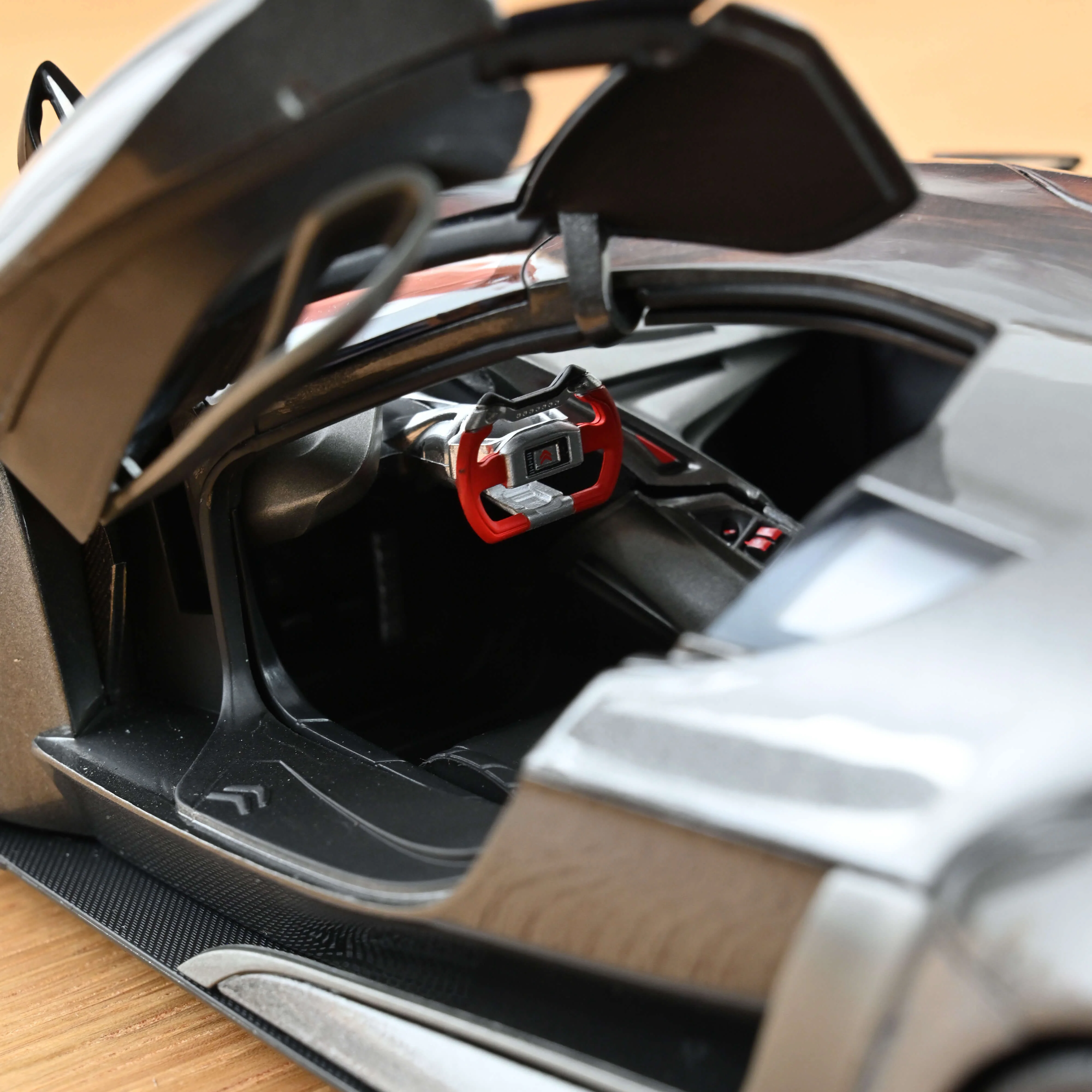 GT by Citroën 2008 Concept Car Gris foncé 1/18 - 200 pcs - Image 5