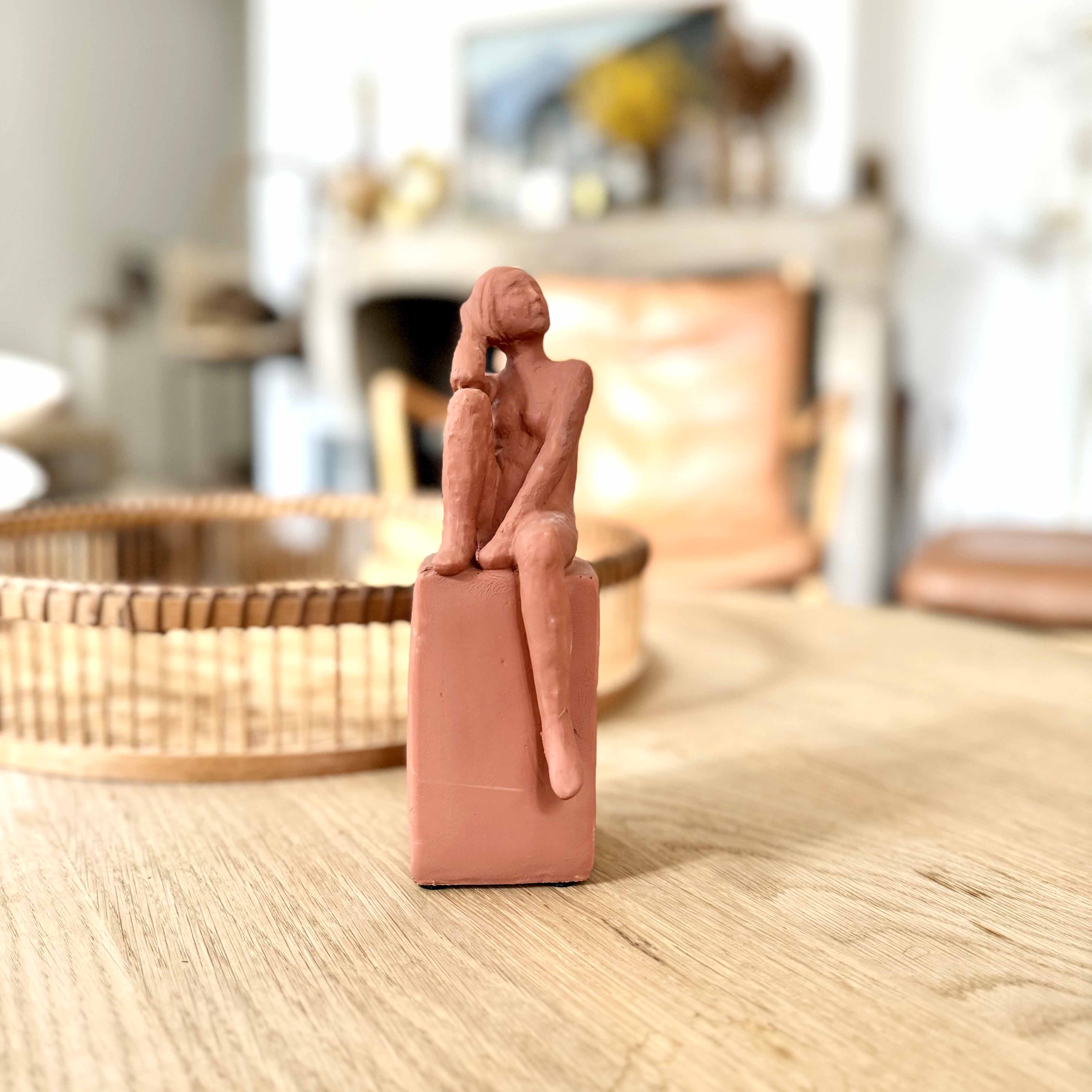 Statuette femme Amélie Terracotta - Image 2