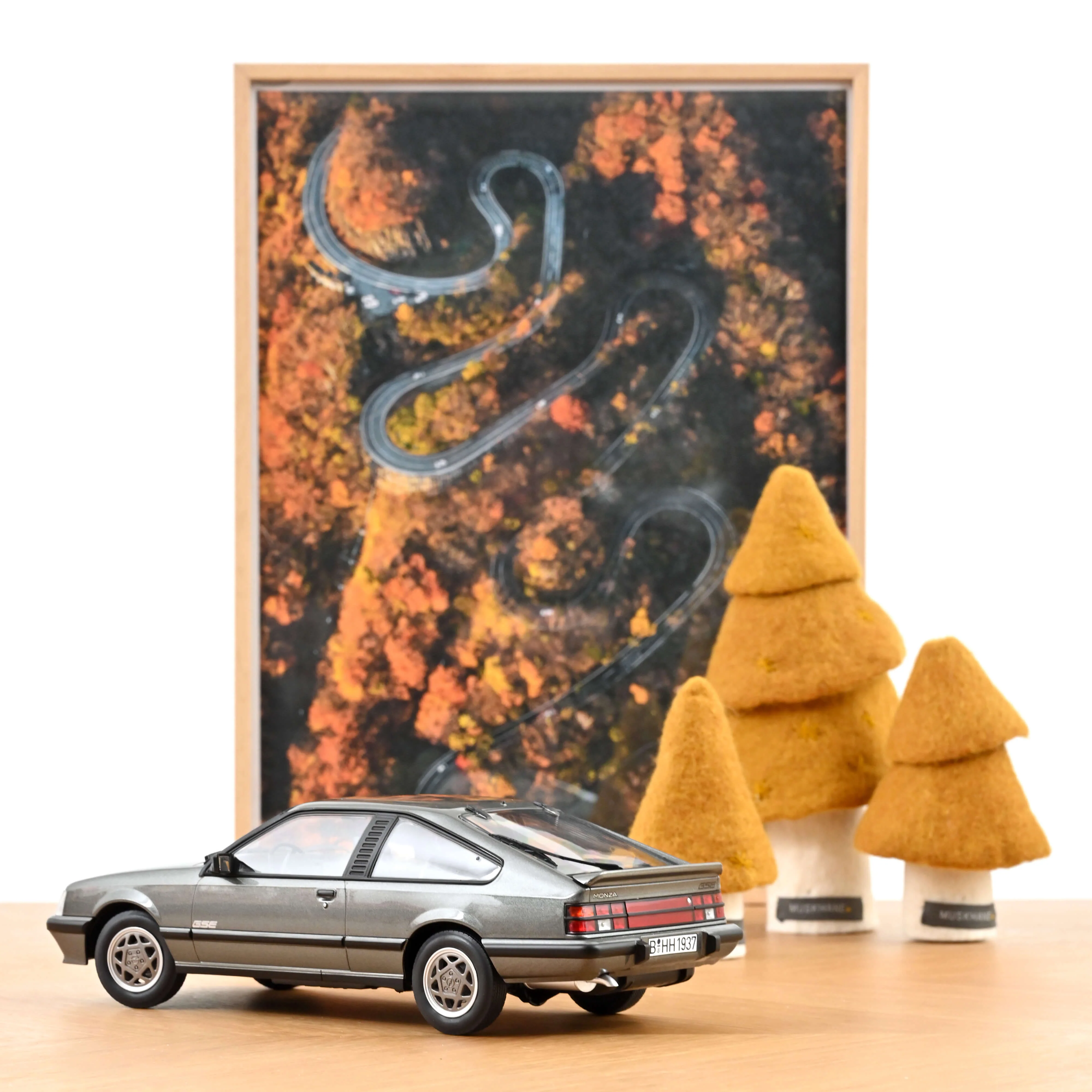 Opel Monza GSE 1984 Anthracite métallisé 1/18 - 200pcs - Image 2