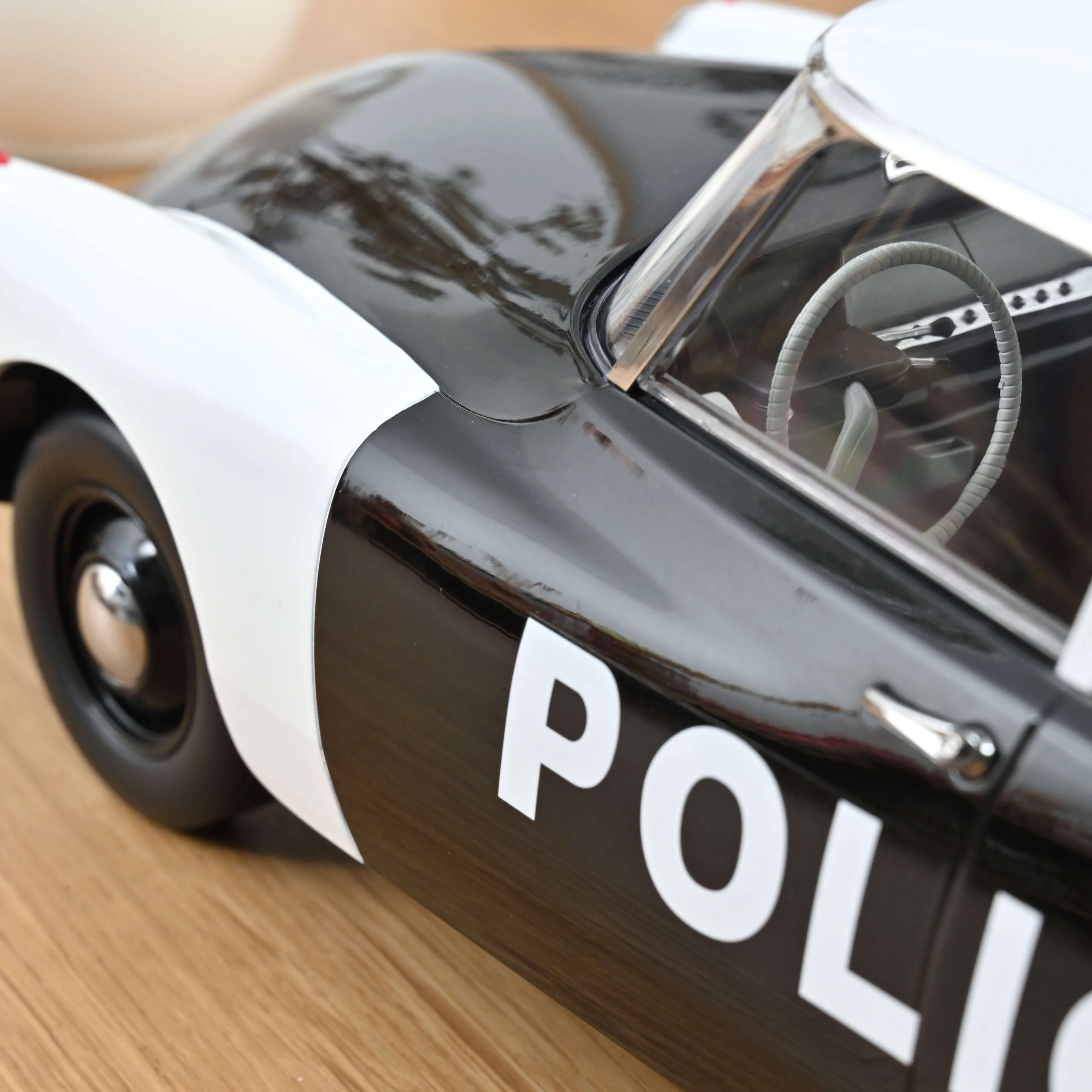 Citroën ID 19 1959 Police Pie 1/12 - 150pcs - Image 3