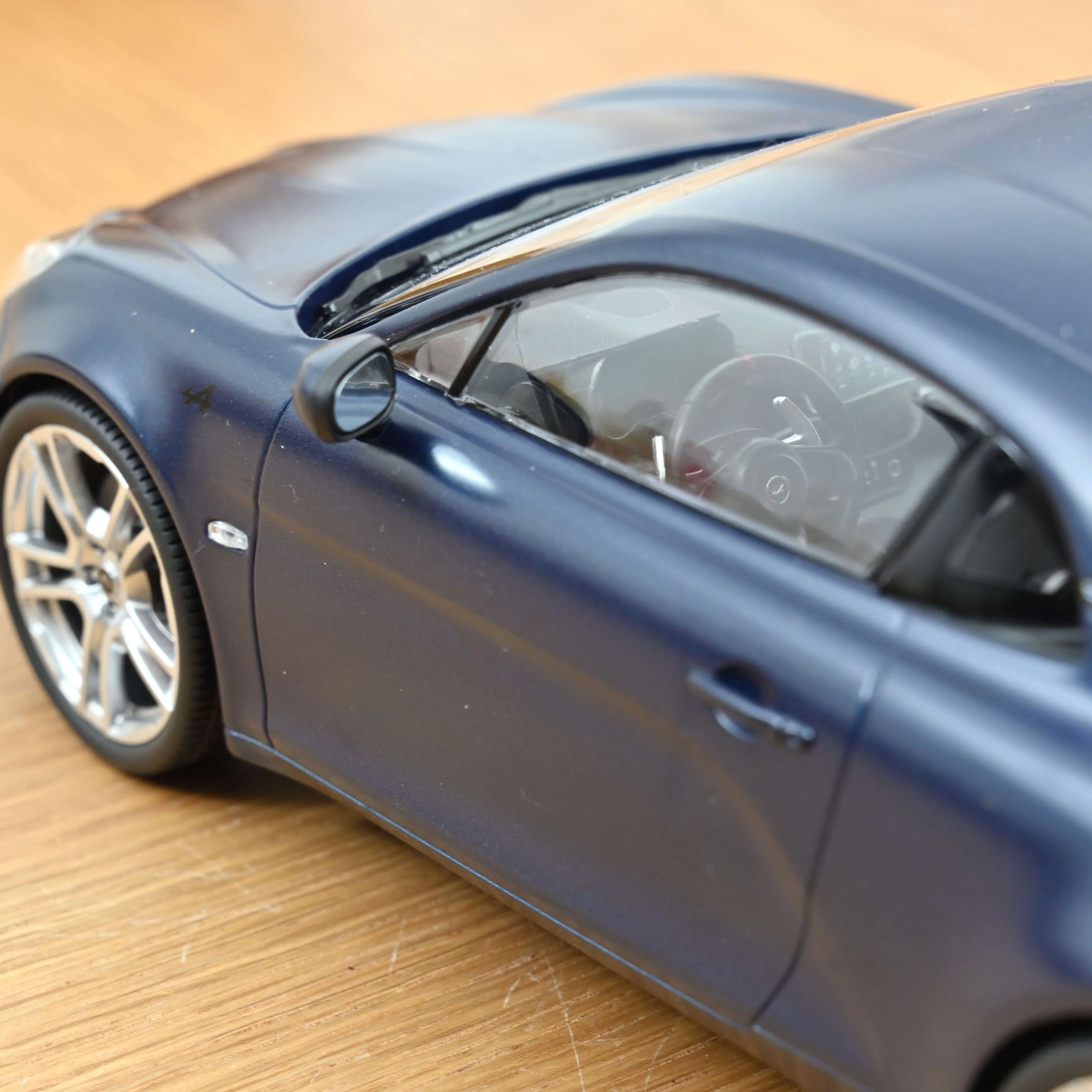 Alpine A110 S 2025  Bleu Tempête Mat 1/18 - Image 3