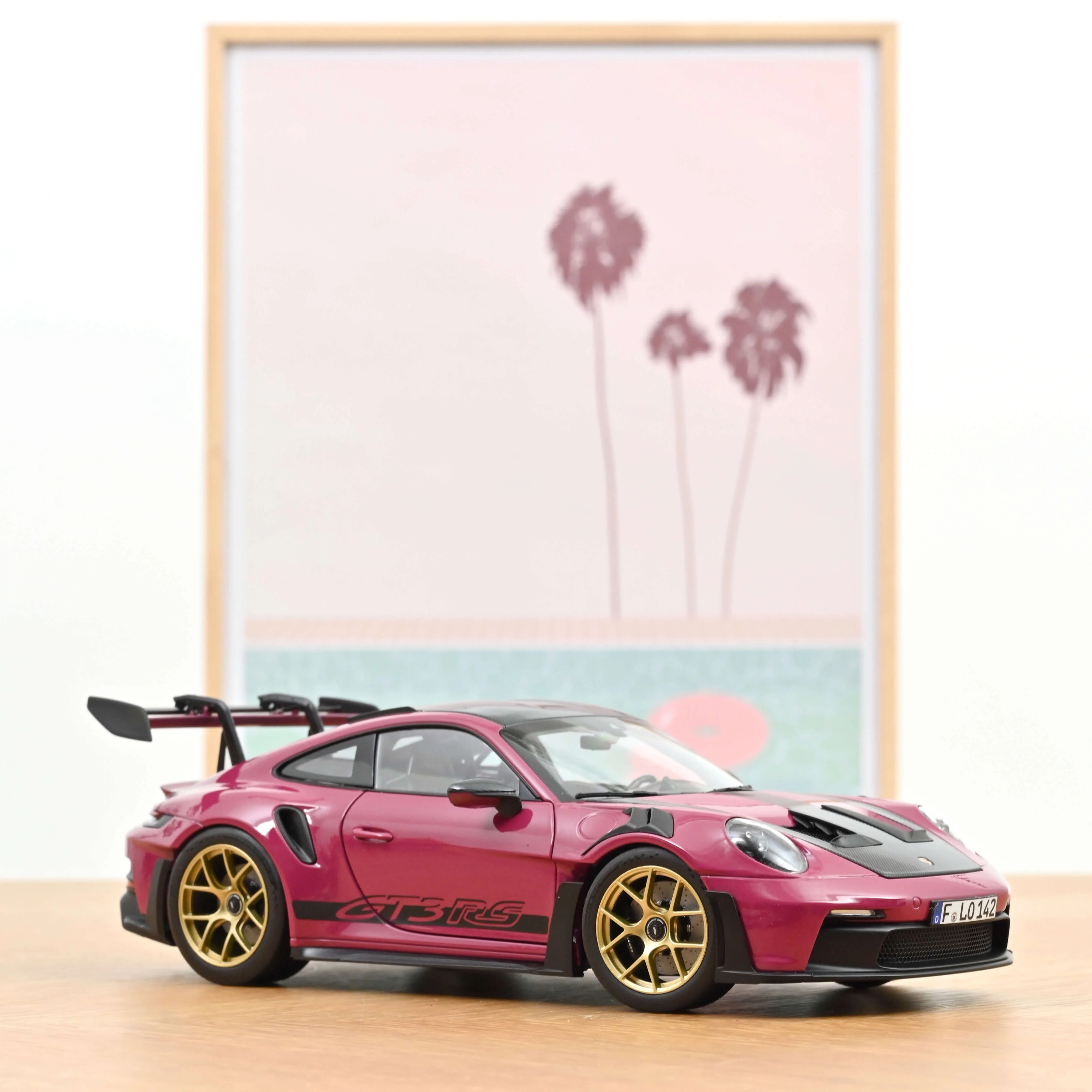 Porsche 911 GT3 RS avec Pack Weissach 2022 Ruby Star 1/18