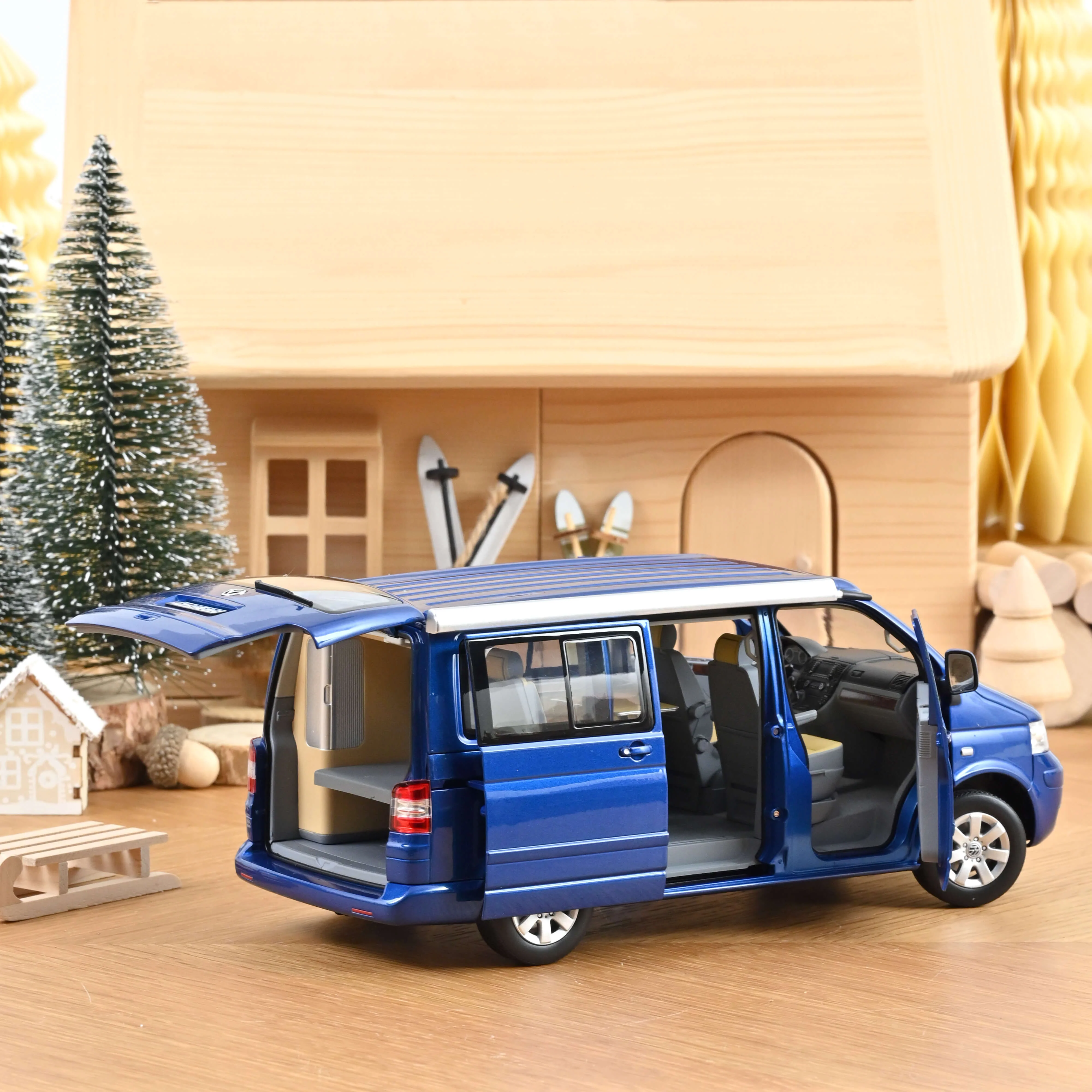 VW California 2003 Bleu Ravenna métallisé 1/18 - Image 2