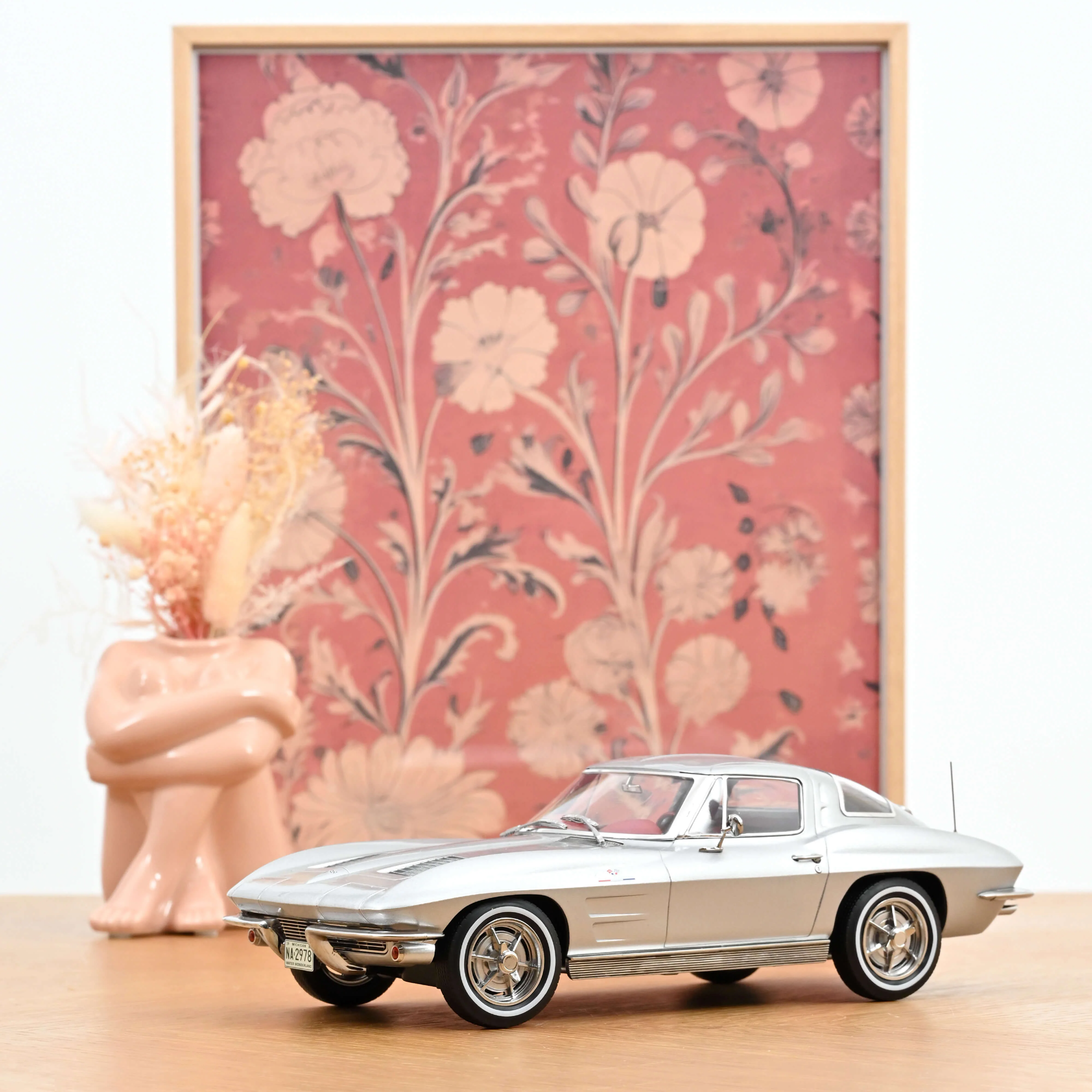 Chevrolet Corvette Sting Ray 1963 Argent Sebring 1/18