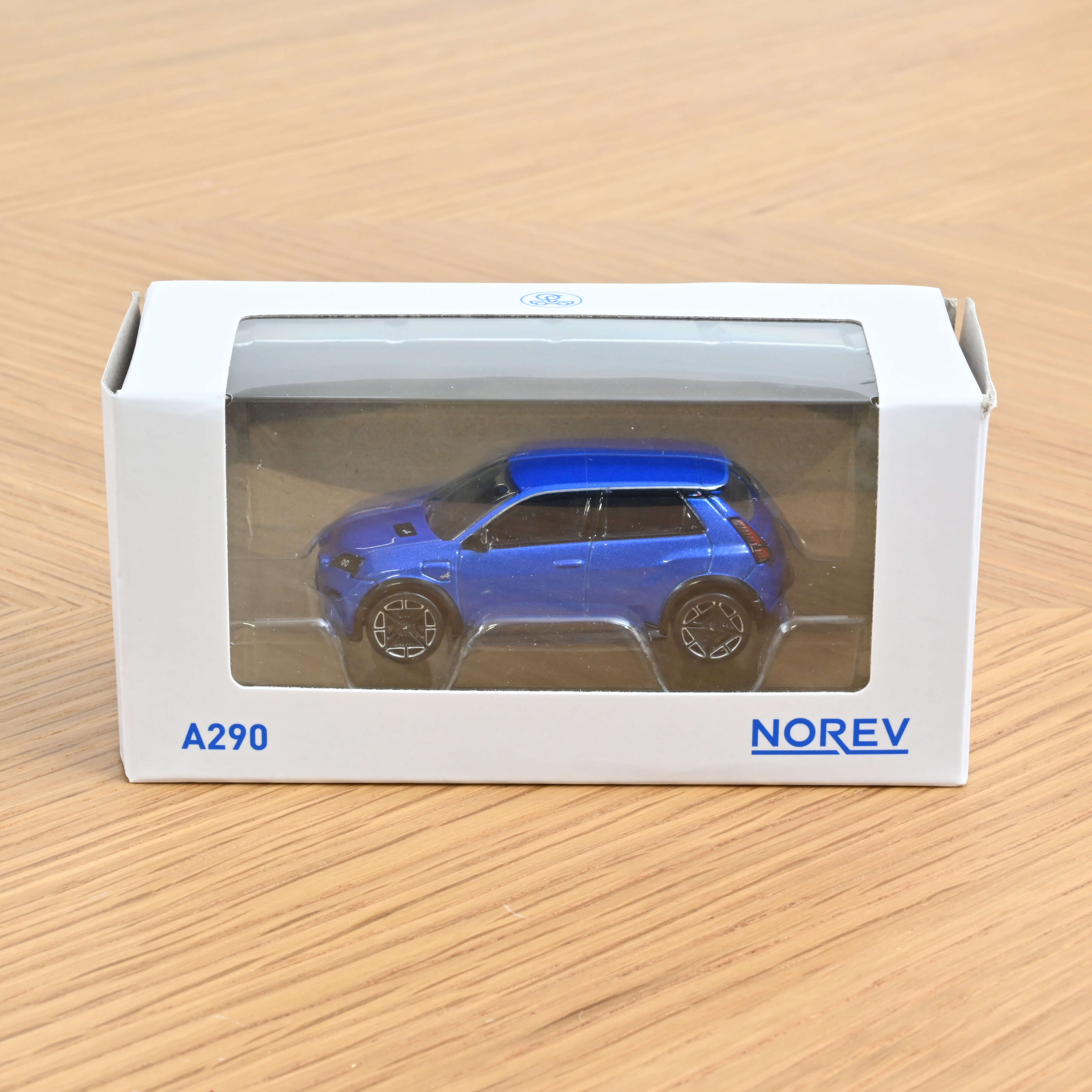 Alpine A290 GT 2025 Bleu Alpine Vision 1/64 - Image 2