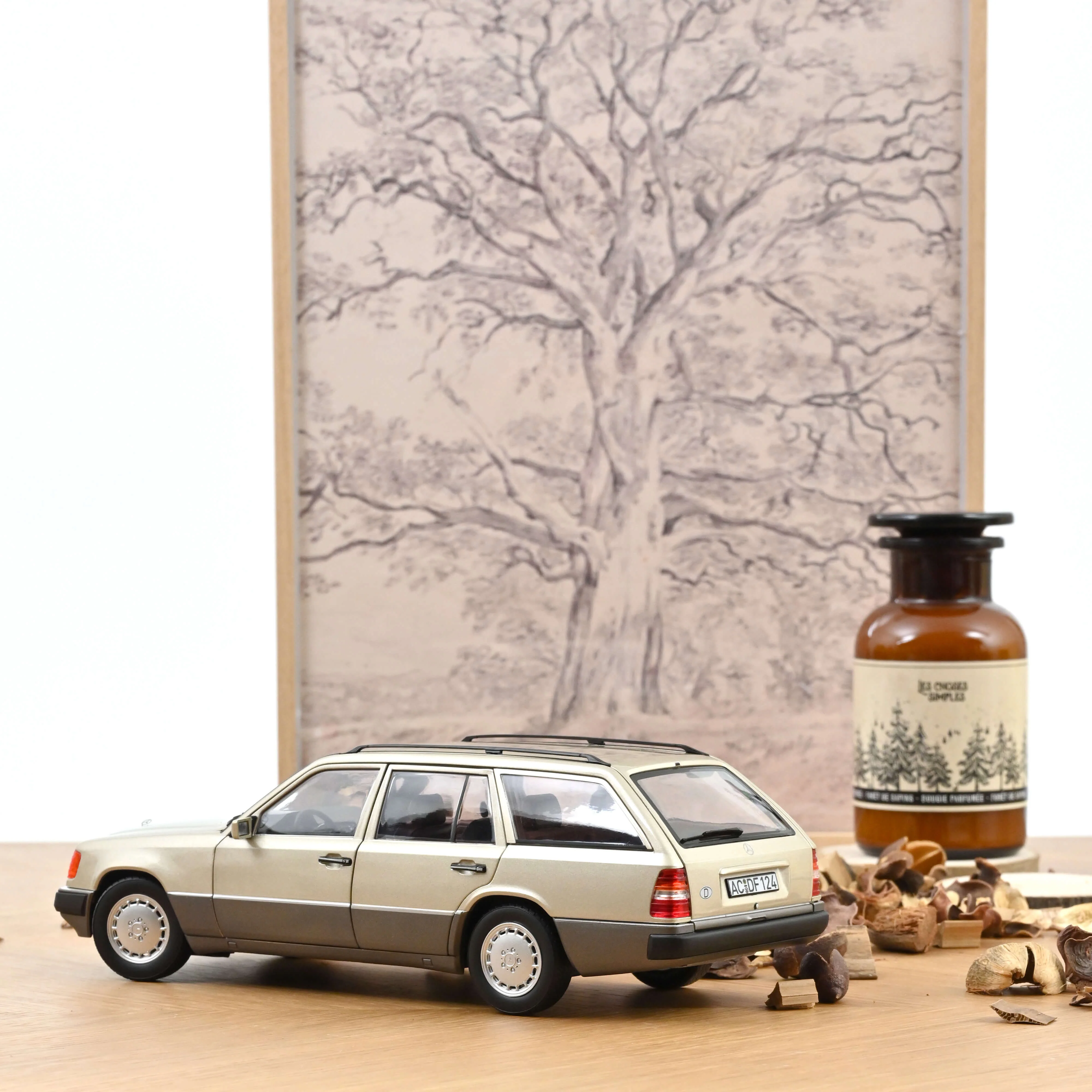 Mercedes-Benz 300 TD 1990 Argent fumé métallisé 1/18 - 200pcs - Image 3
