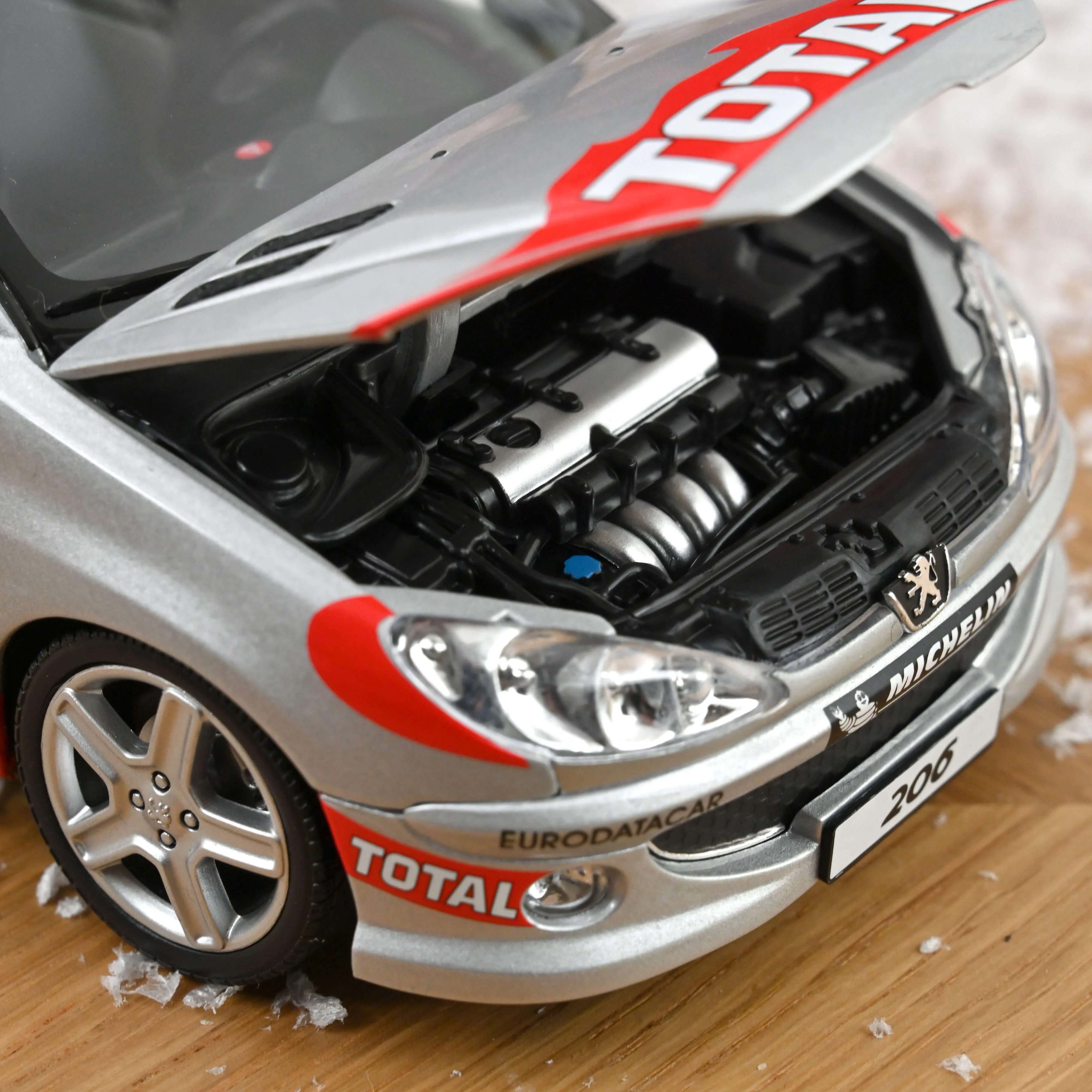 Peugeot 206 WRC Edition 2003 1/18 - 206pcs - Image 5