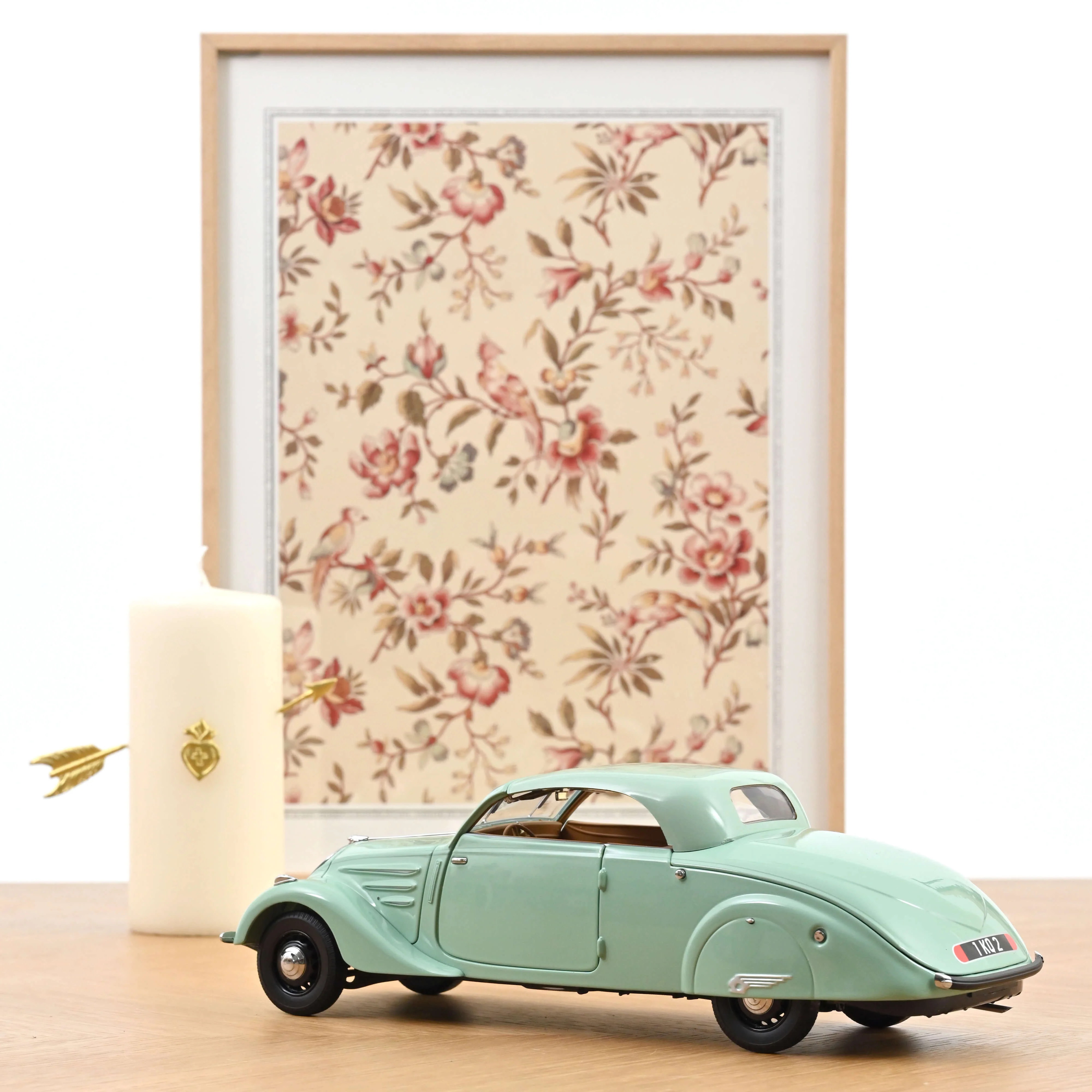 Peugeot 402 Eclipse 1937 Vert 1/18 - 200 pcs - Image 6