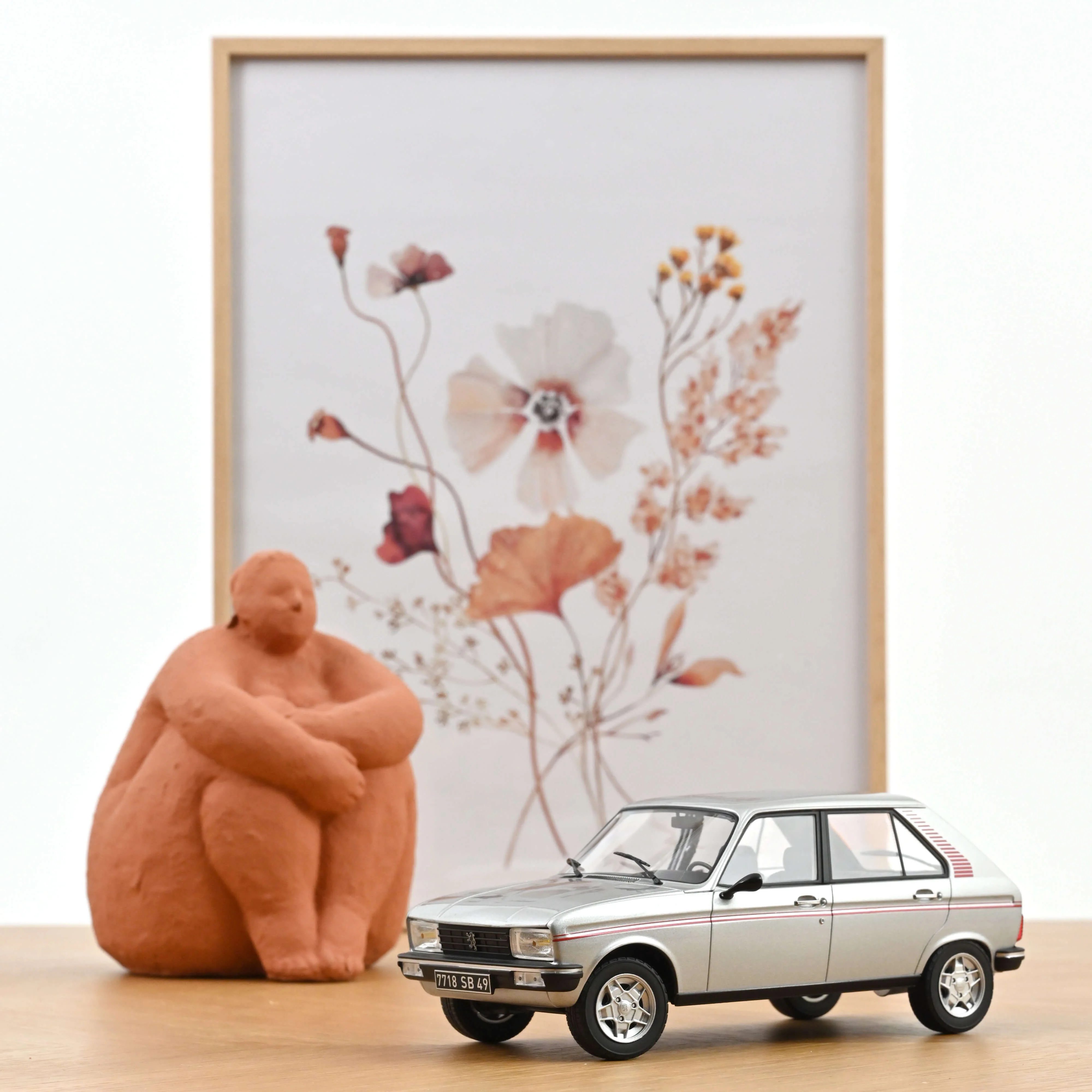 Peugeot 104 S 1981 Gris 1/18 - 104pcs