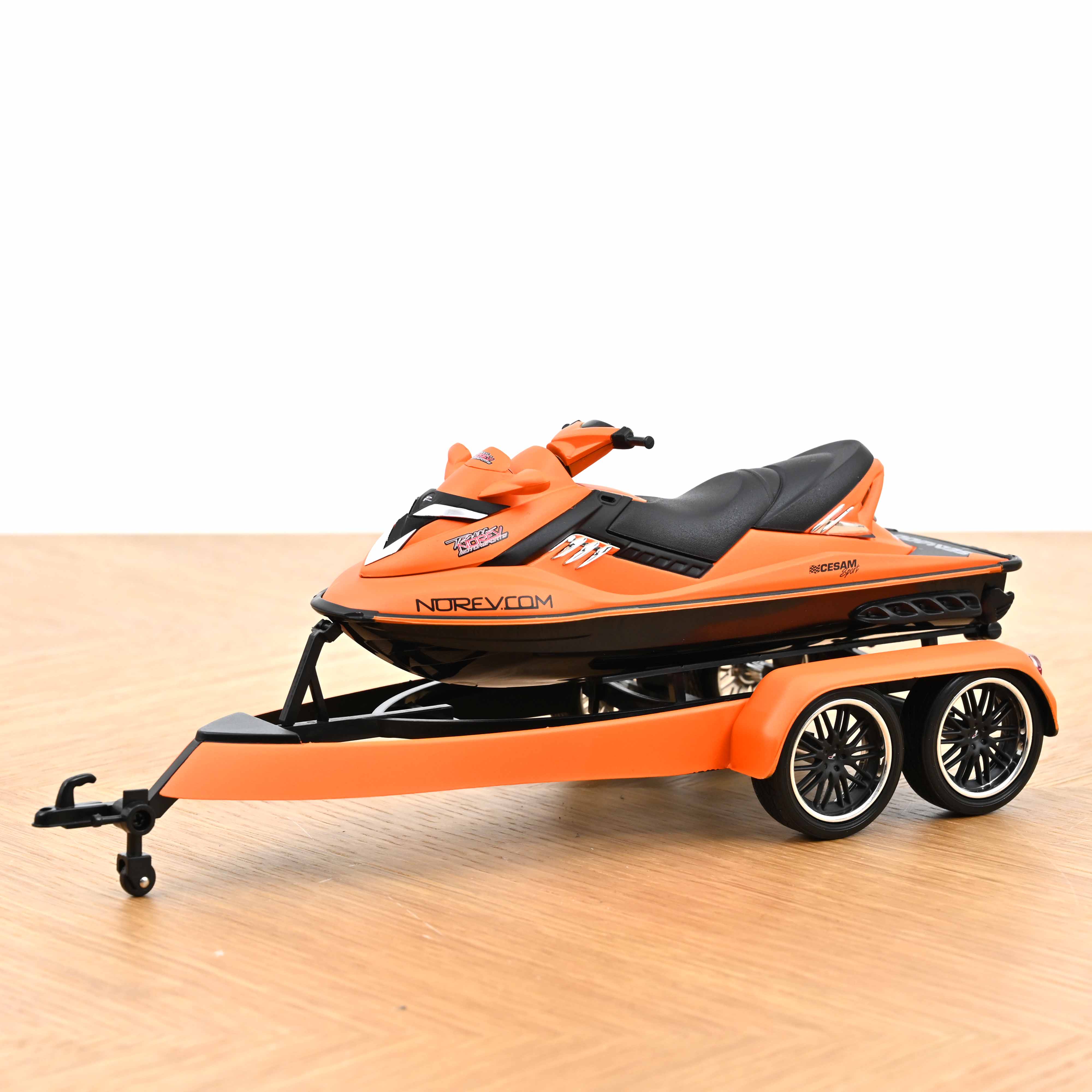 Chrysler 300C Norev by Parotech+Jet Ski Parotech Orange/Noir 1/18 - Image 9