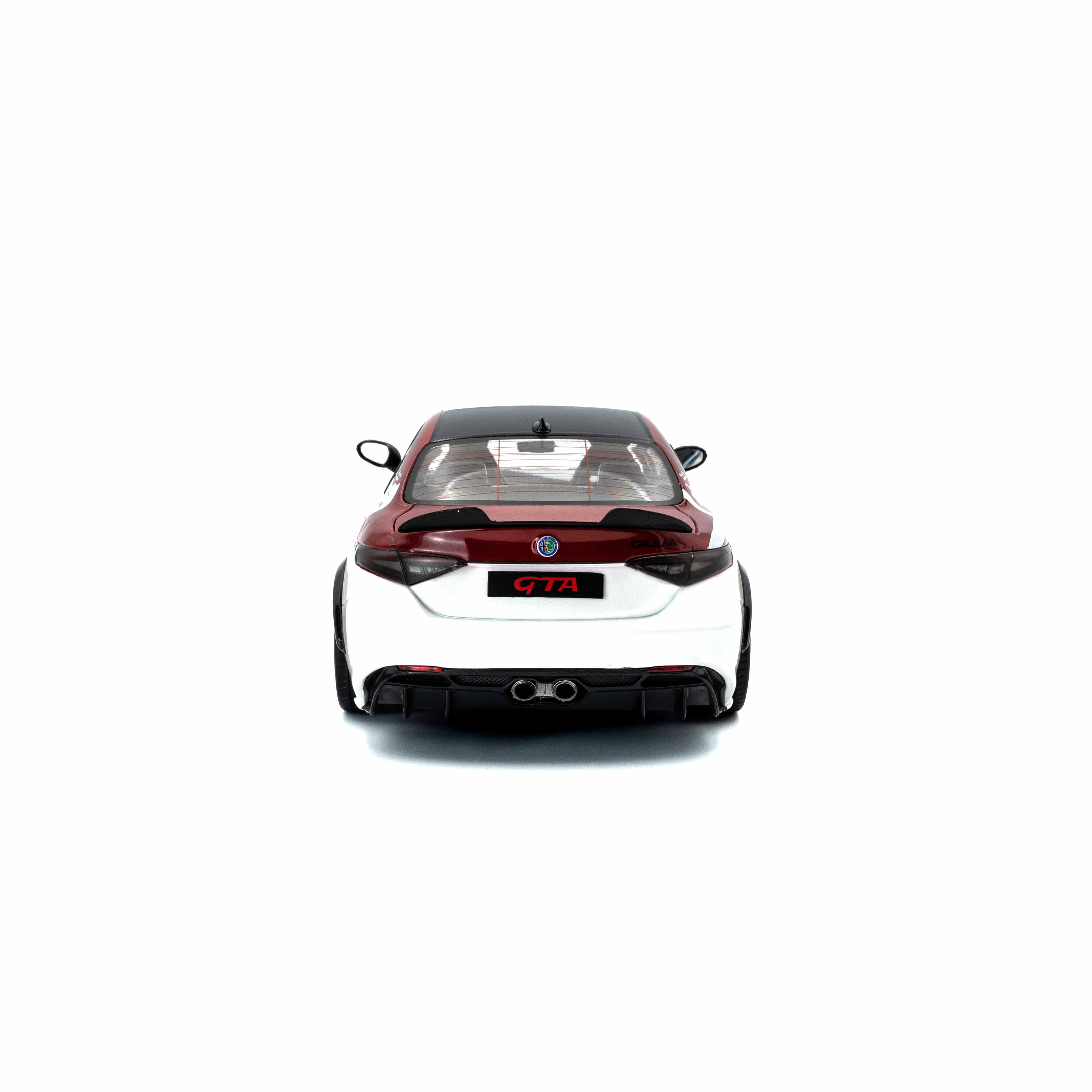 Alfa Romeo Giulia GTA-M Bianco I Rosso Blanc 2023 1/18 - Image 3