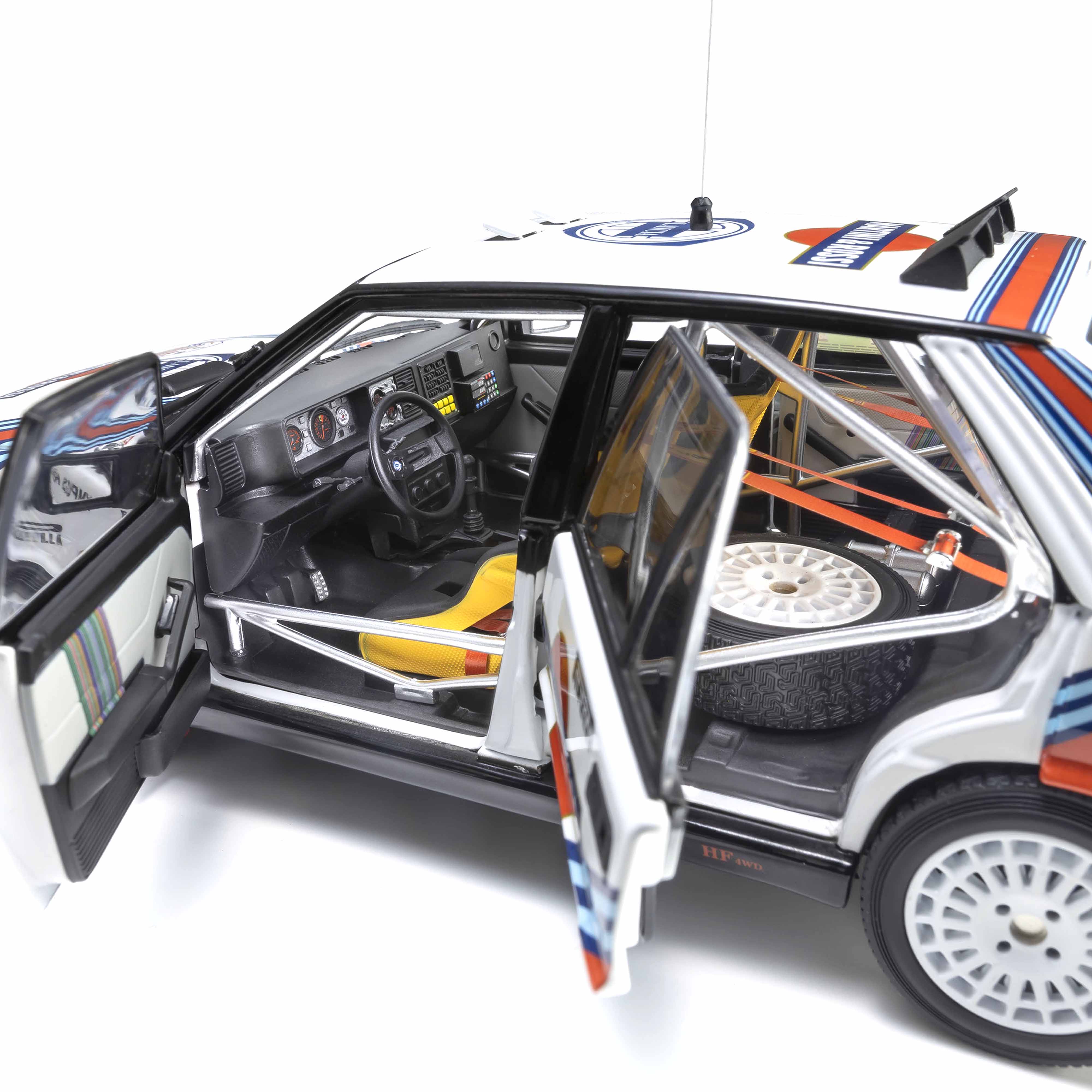 Lancia Delta HF 4WD 1987 Olympus Rally MARTINI ROSSI N°3 1/18 - Image 11