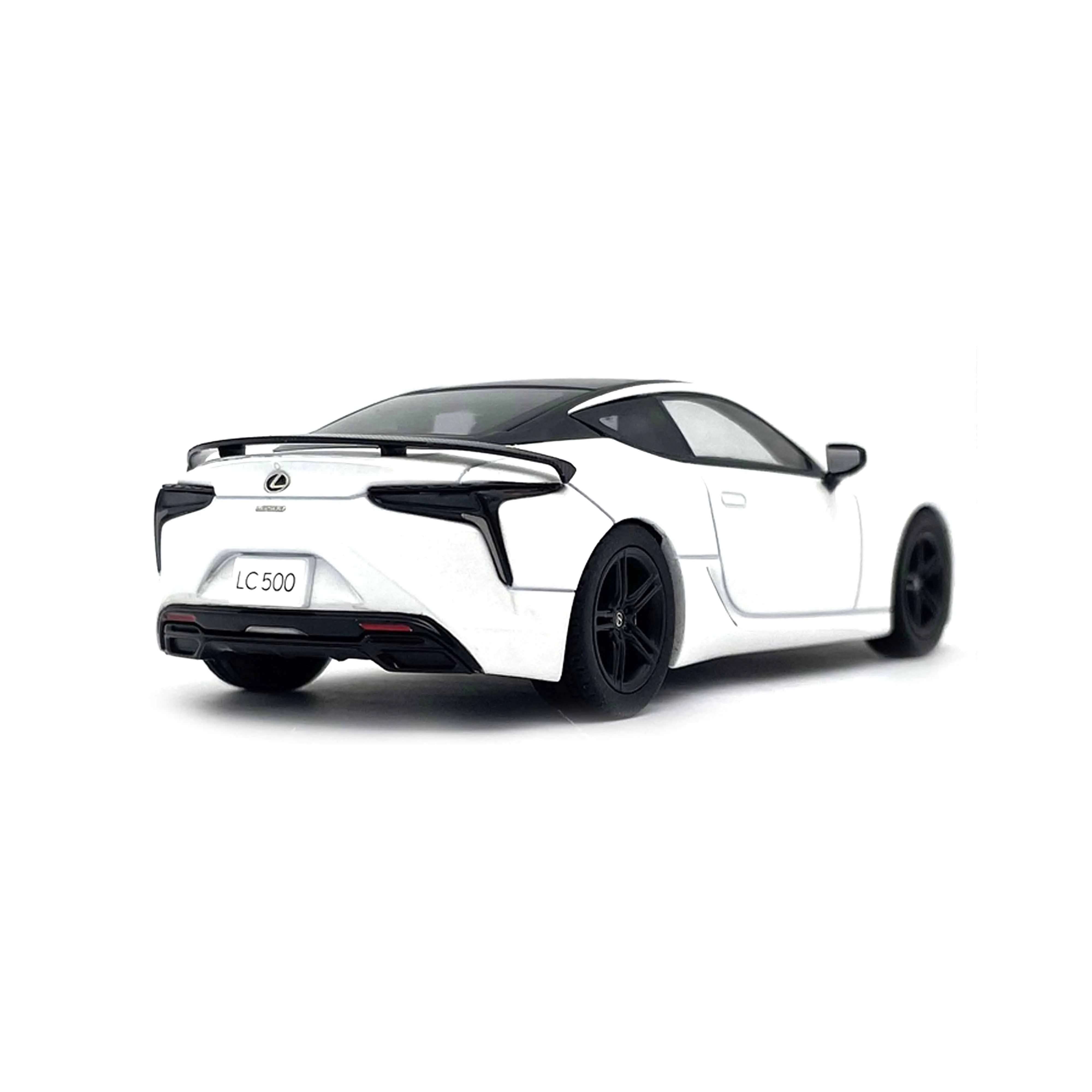 Lexus LC500 "EDGE" (HAKUGIN) 1/43 - Image 4