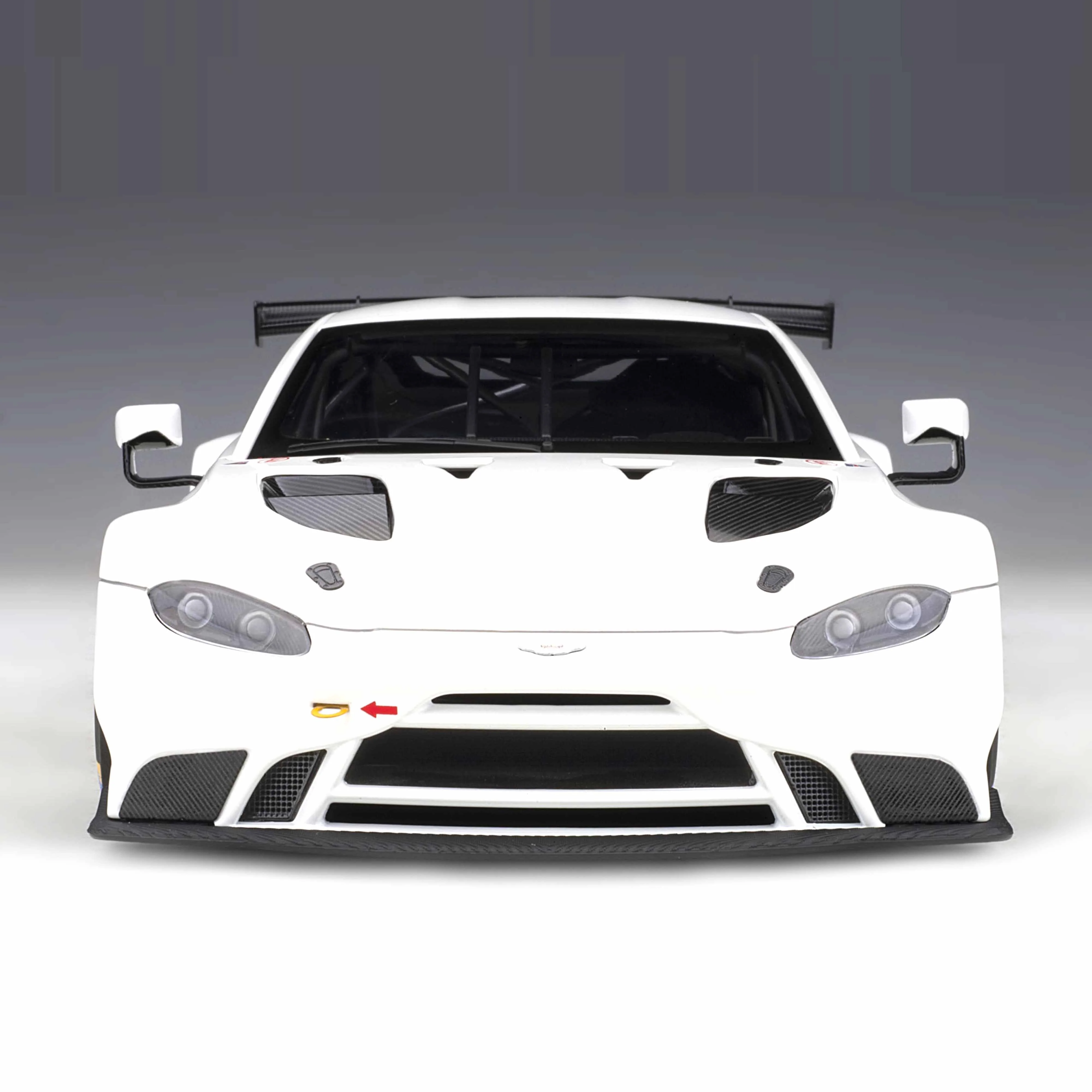 Aston Martin Vantage GTE Plain Body Version Blanc 1/18 - Image 4